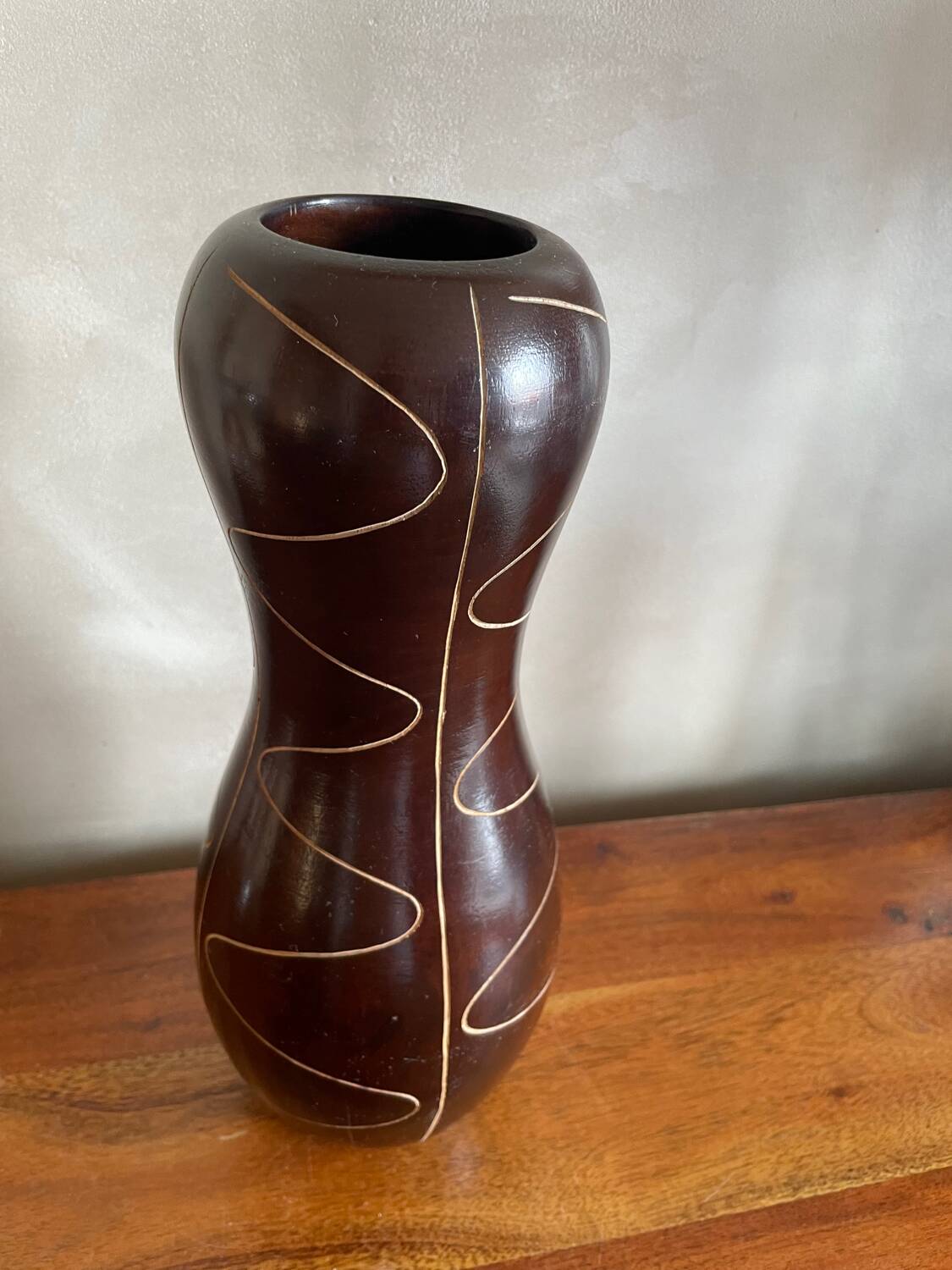 Vase en bois Africain