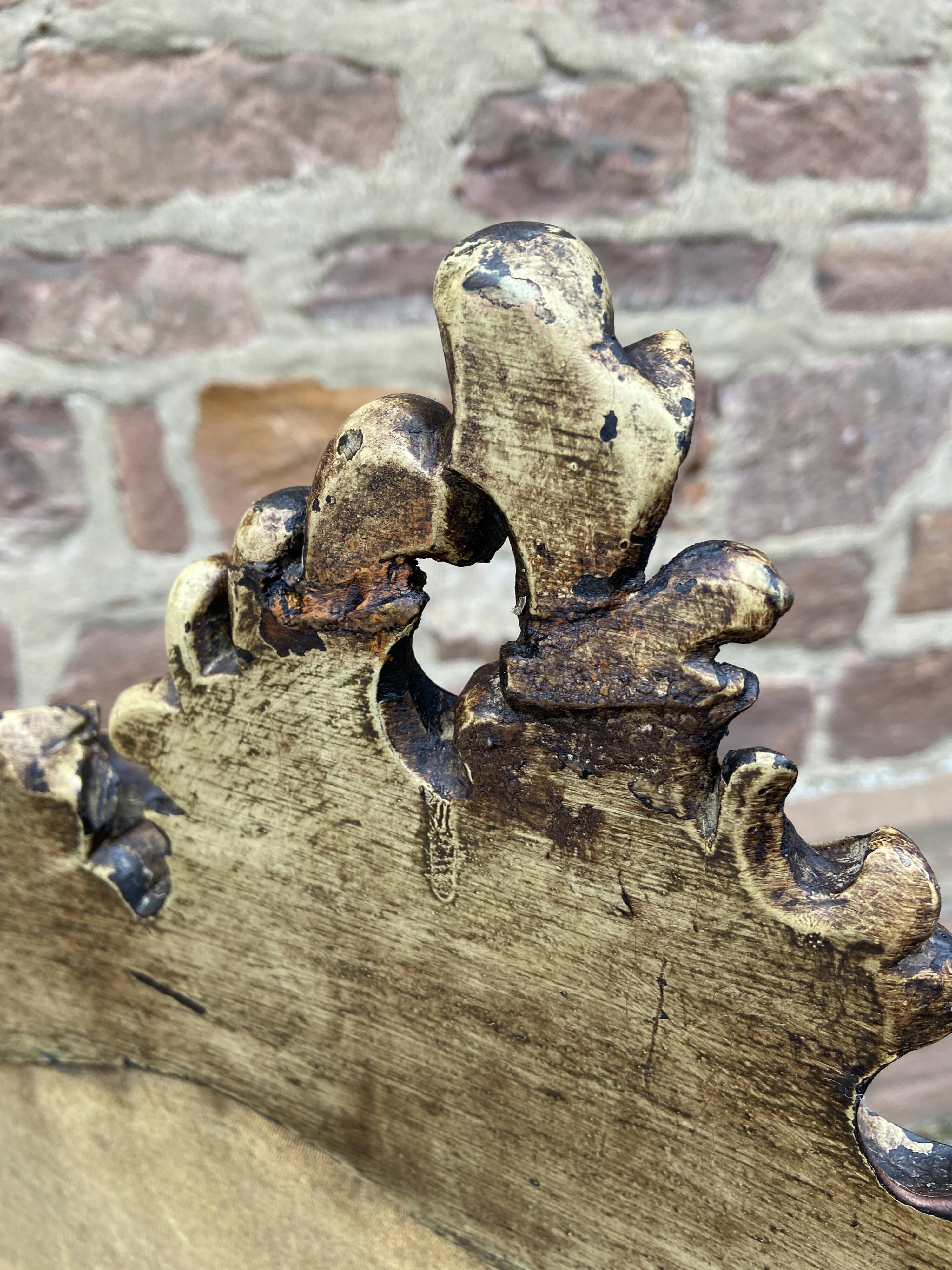 Louis XV fireplace fire screen Rocaille walnut 19th century