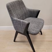 Silla “Kompass” designed by Roberto Tapinassi & Maurizio Manzoni, Roche Bobois,