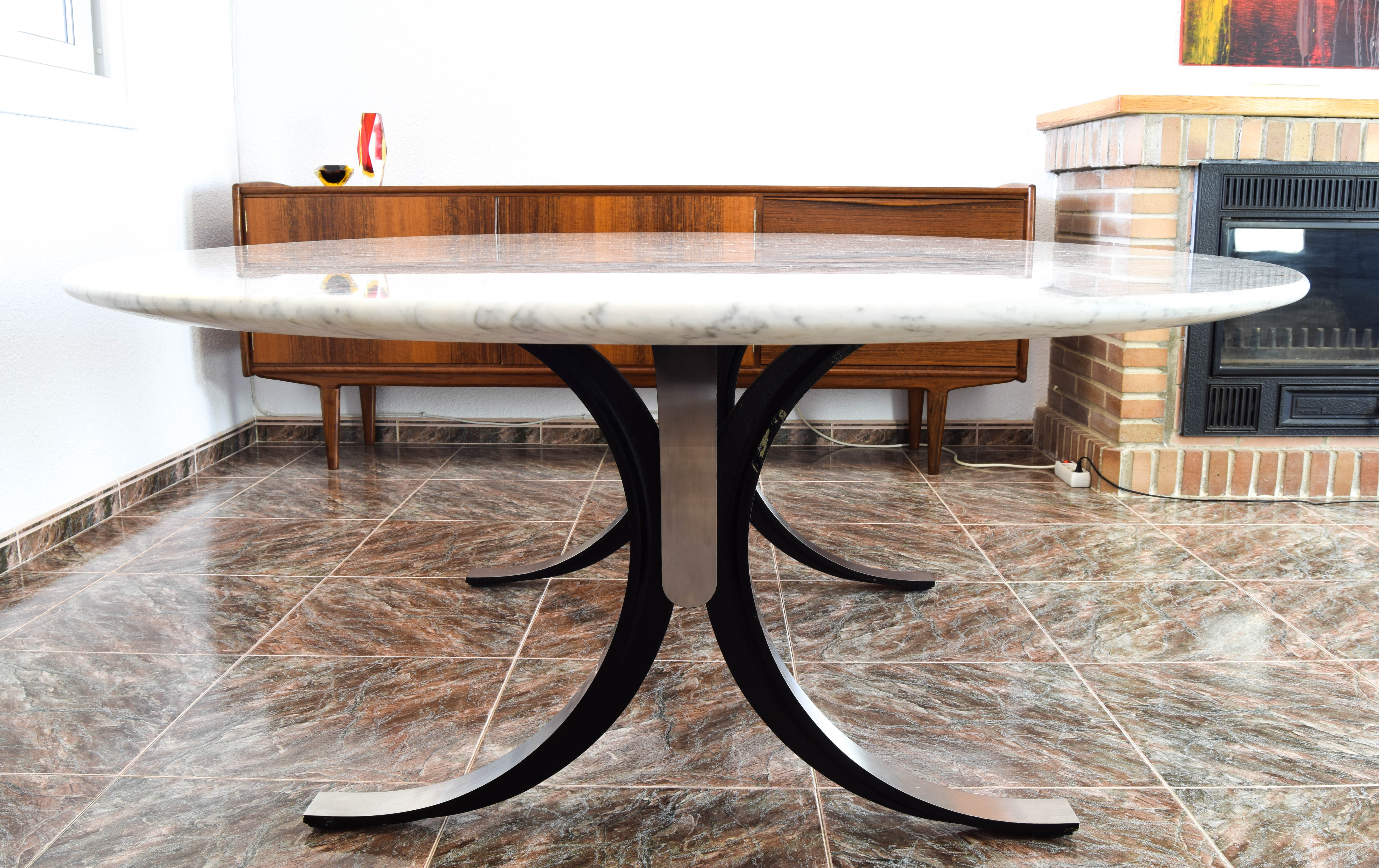 Table en marbre T102 par Osvaldo Borsani et Eugenio Gerli pour Tecno Italia