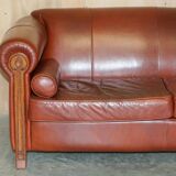 Vintage leather canapé in Art Nouveau style