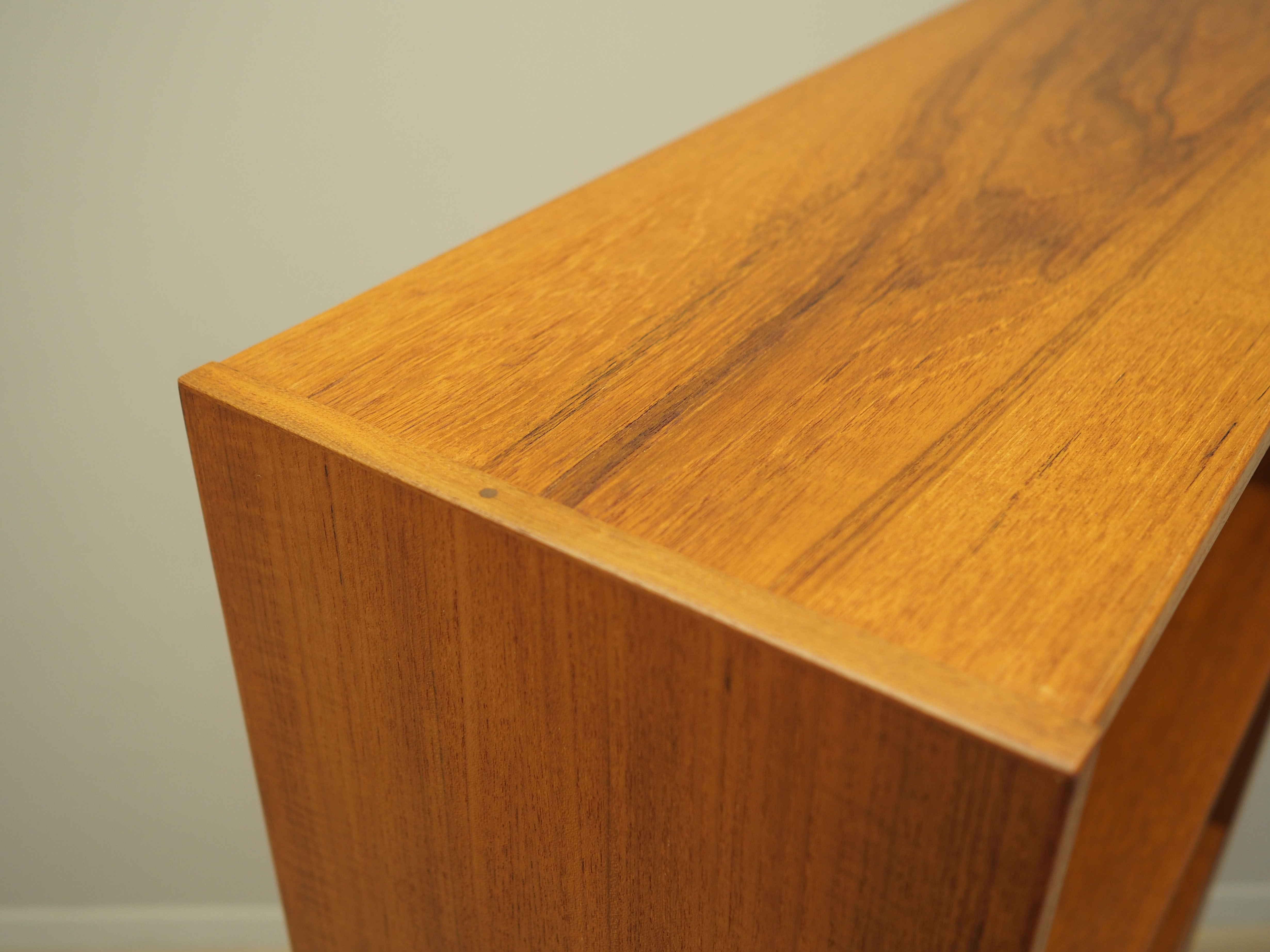 Teak bookcase Danish design 1970s