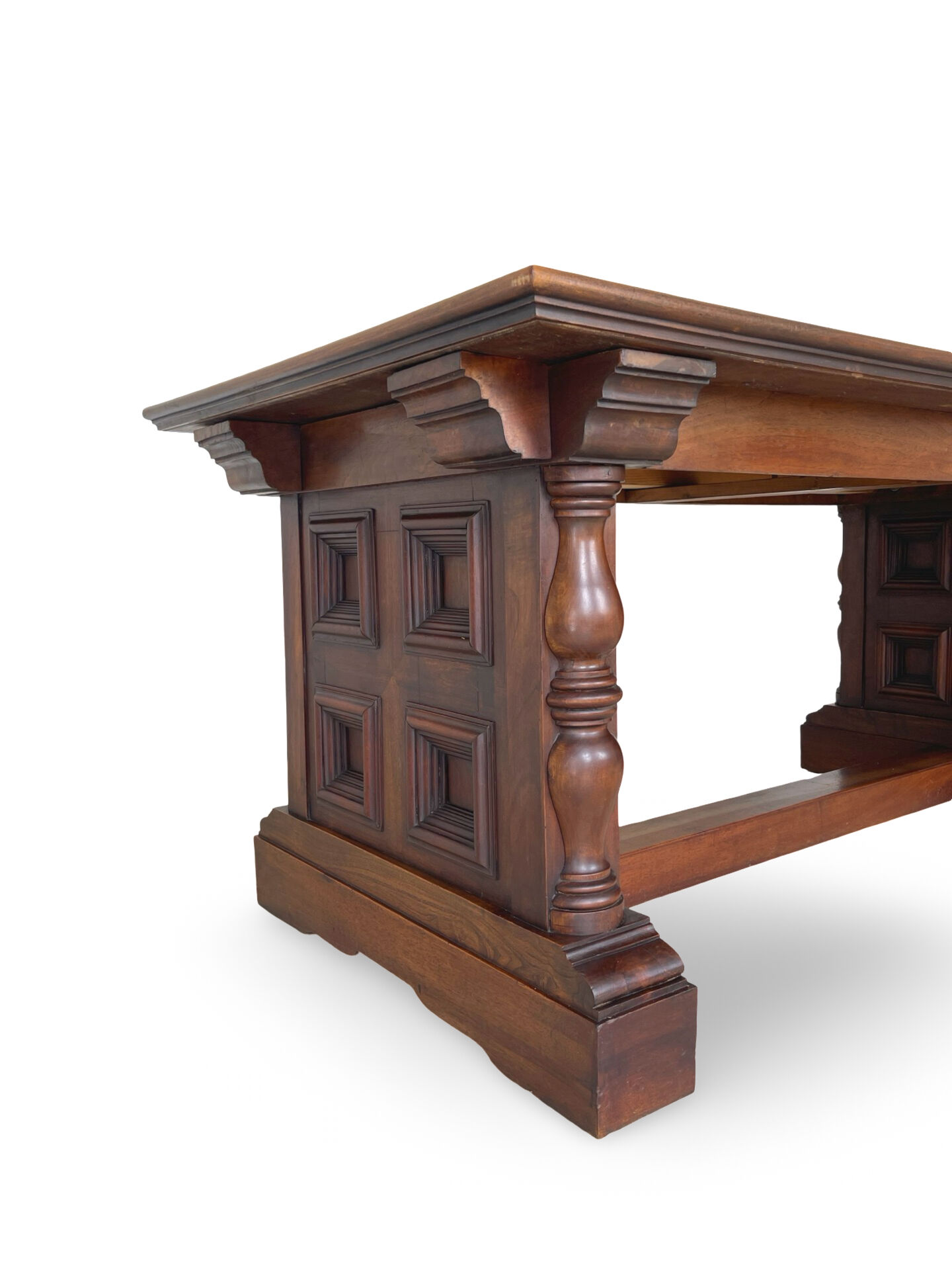 La table à manger extensible de haute qualité de style Renaissance italienne,