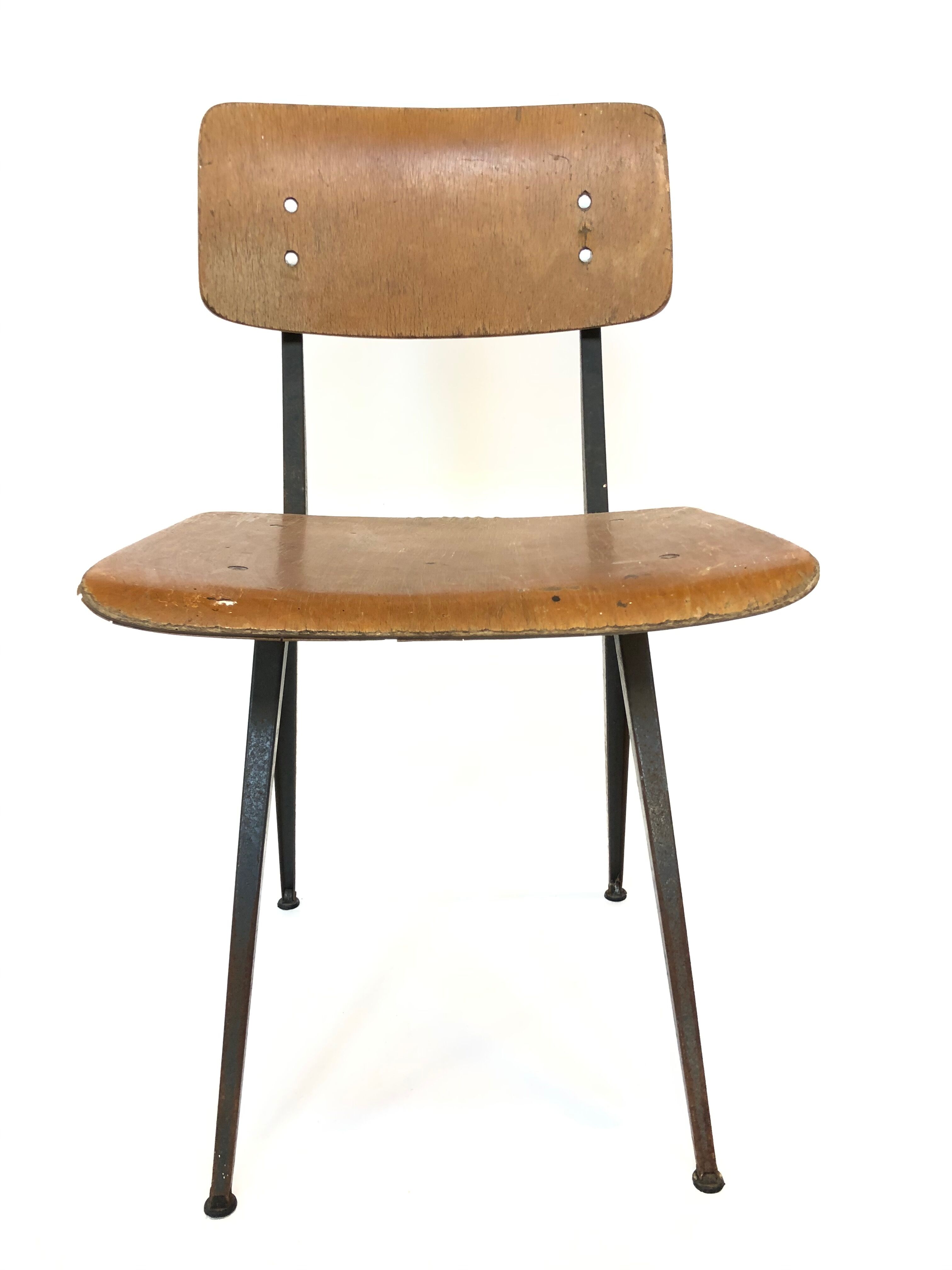 Ensemble de quatre chaises d'école vintage Marko Holland du style Friso Kramer des années 60