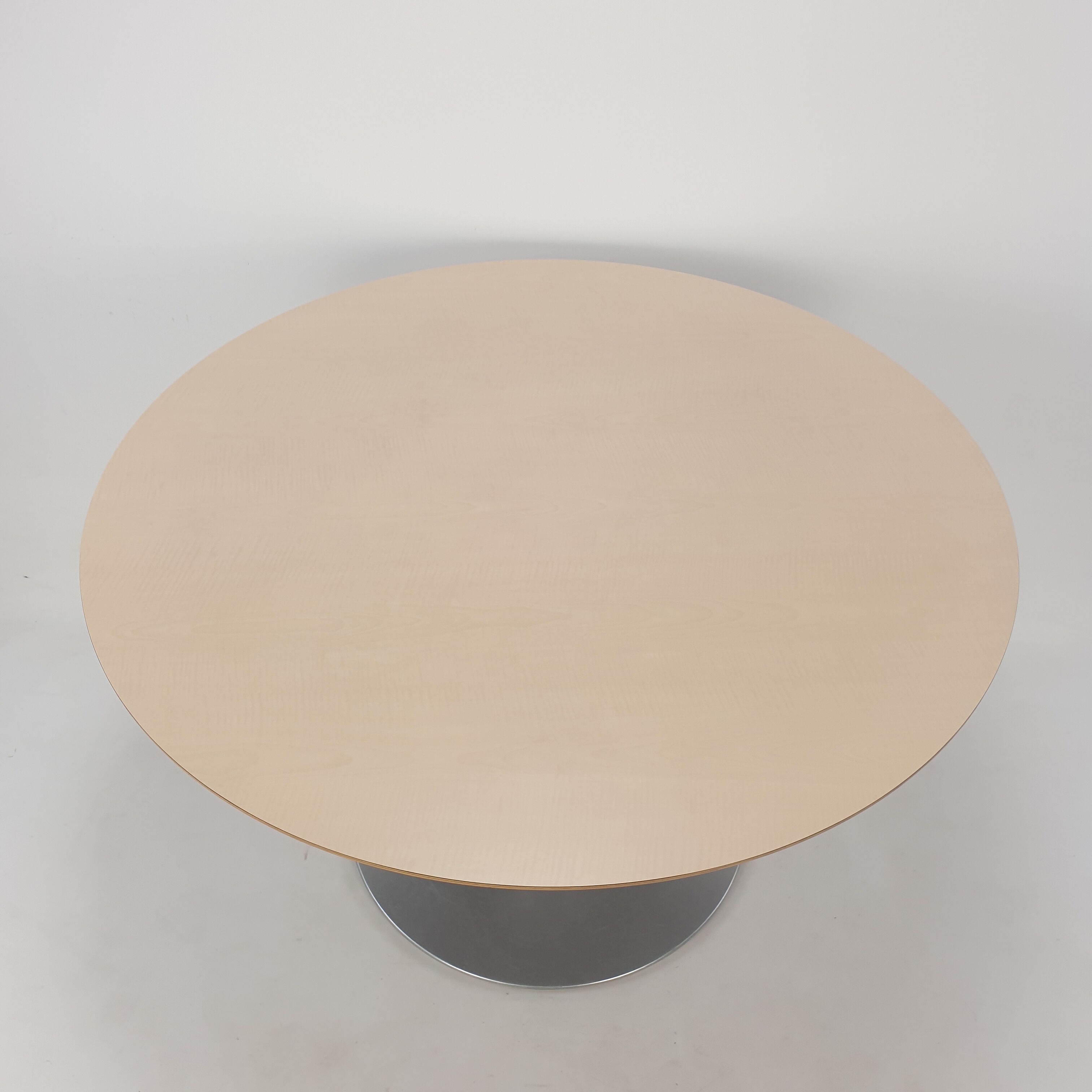 Round Dining Table by Pierre Paulin for Artifort