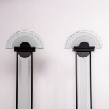 Ensemble de lampadaires en verre dépoli de style Memphis. Vers 1980.