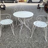 Old wrought iron garden furniture 3 armchairs + 1 table