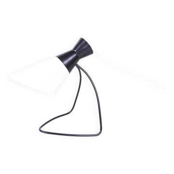 Lampe de table tchèque du milieu du siècle en métal attribuée à J. Hůrka pour Napako, années 1950.