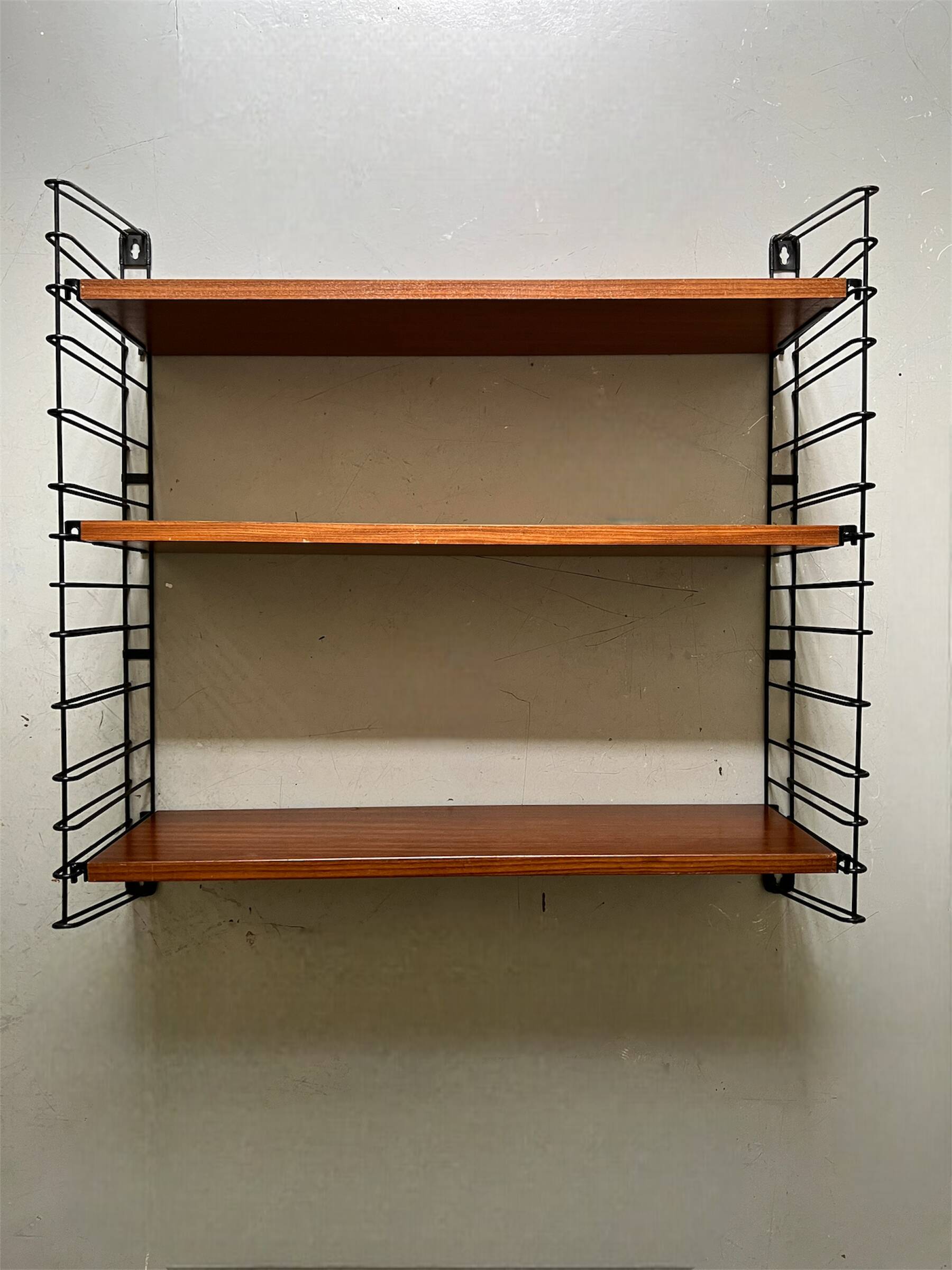 Scandinavian teak wall shelf bookcase ED. Tomado, Holland 1950