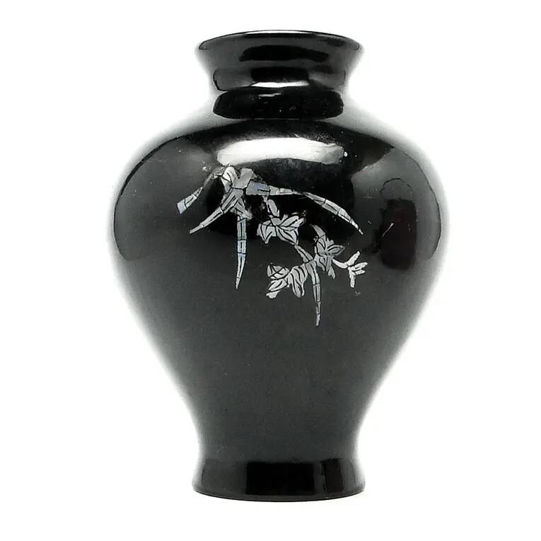 Minimalism vase, black lacquer, mother-of-pearl inlay, Japan, 1950s