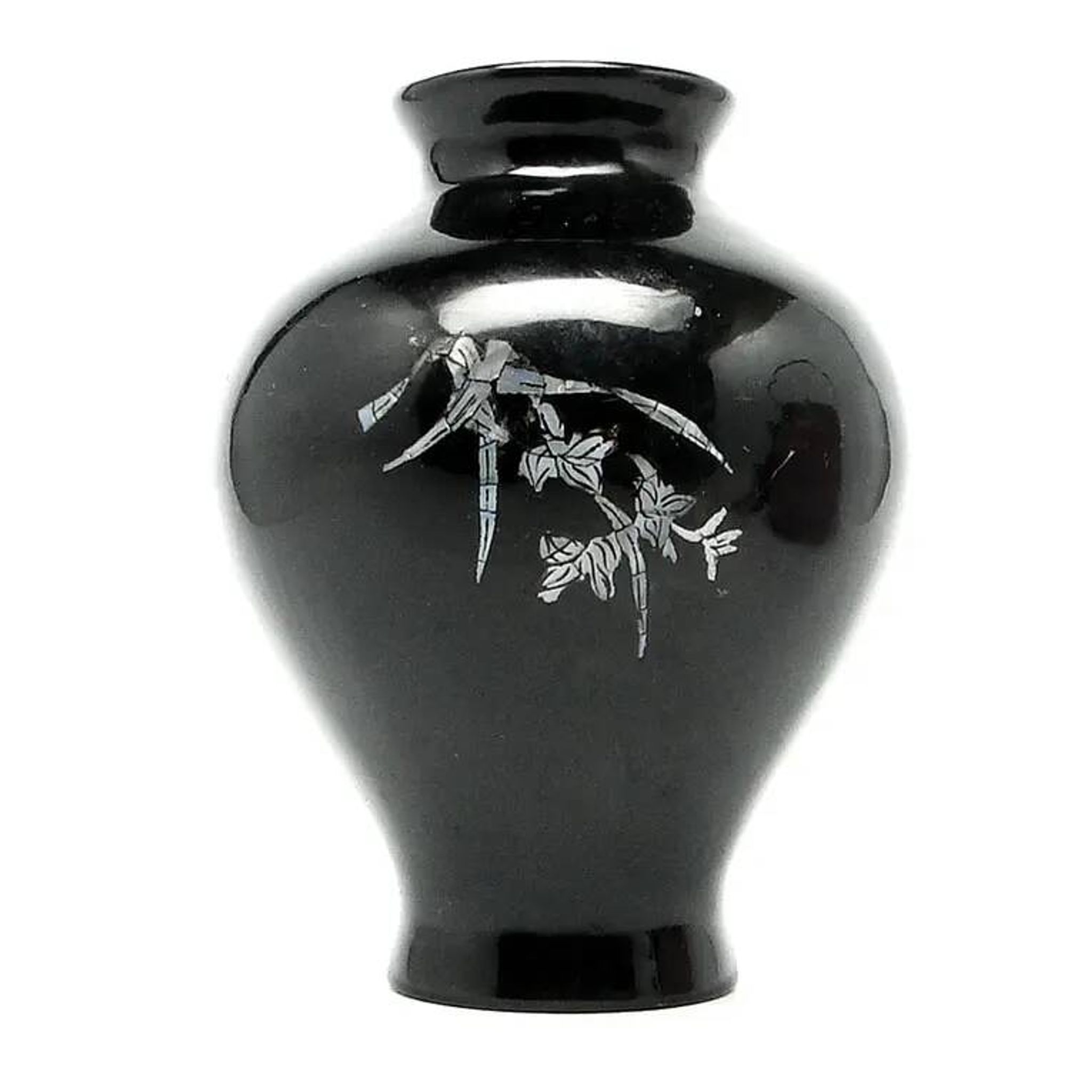 Minimalism vase, black lacquer, mother-of-pearl inlay, Japan, 1950s