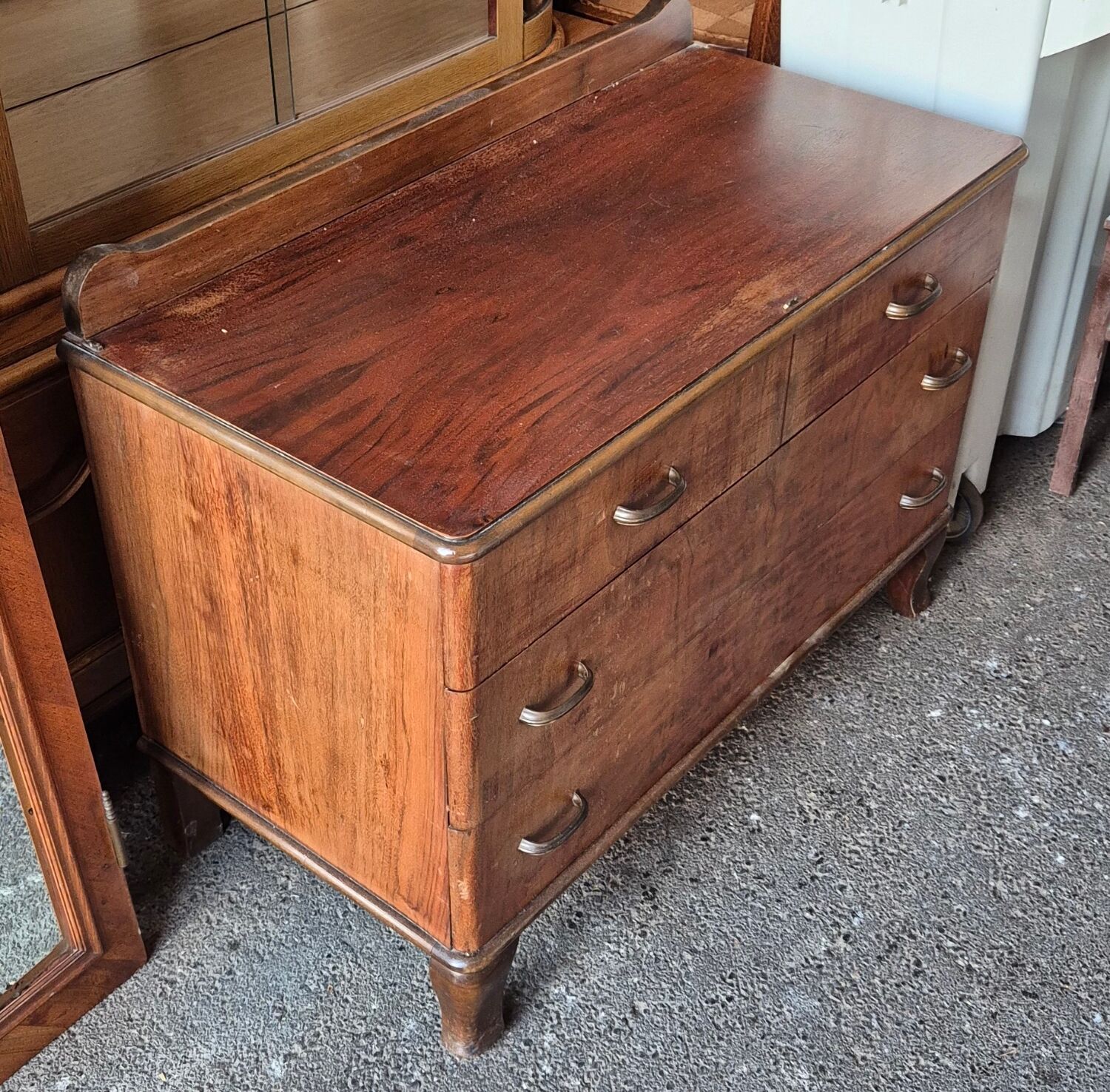 Vintage chest of drawers
