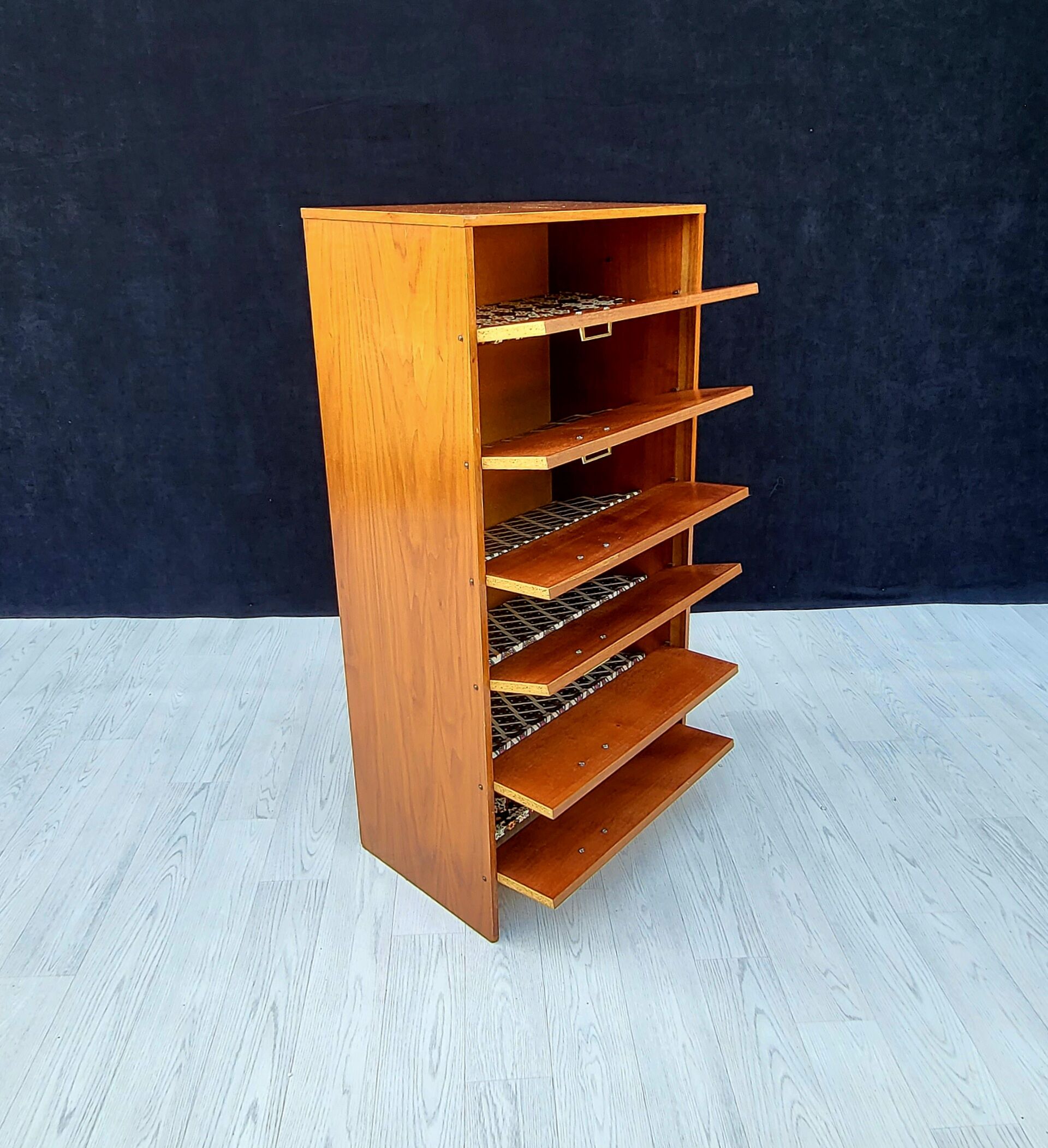 Shoes cabinet 6 levels