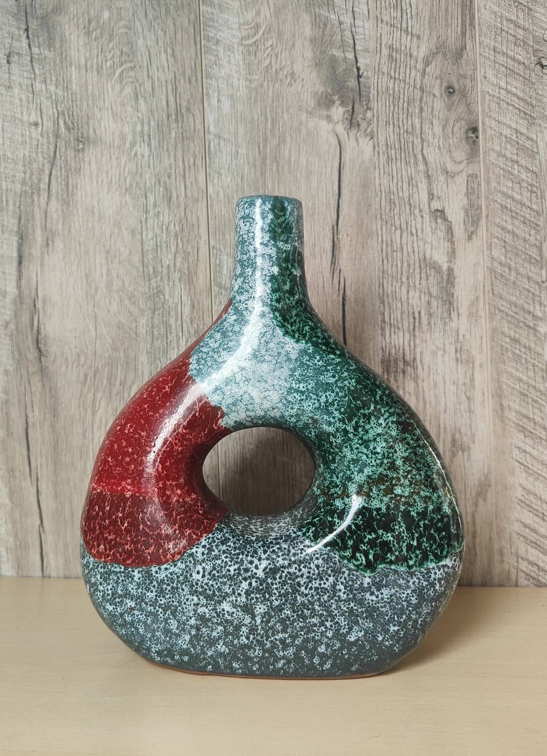 Tricolor handmade vase