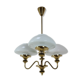 Lustre en laiton du milieu du siècle, Tchécoslovaquie, années 1970, fabriqué dans la verrerie de Jablonec