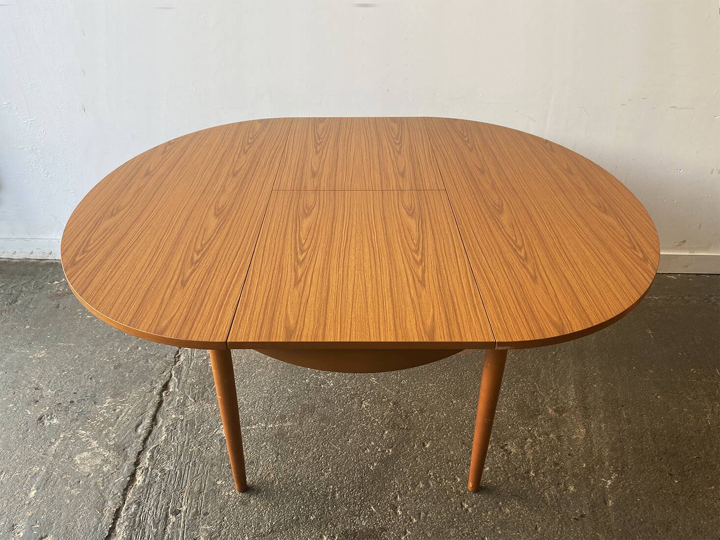 Table à manger extensible moderne du milieu du siècle des années 1960 par Schrieber