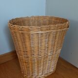 Wicker rattan or paper clothesbasket or paper