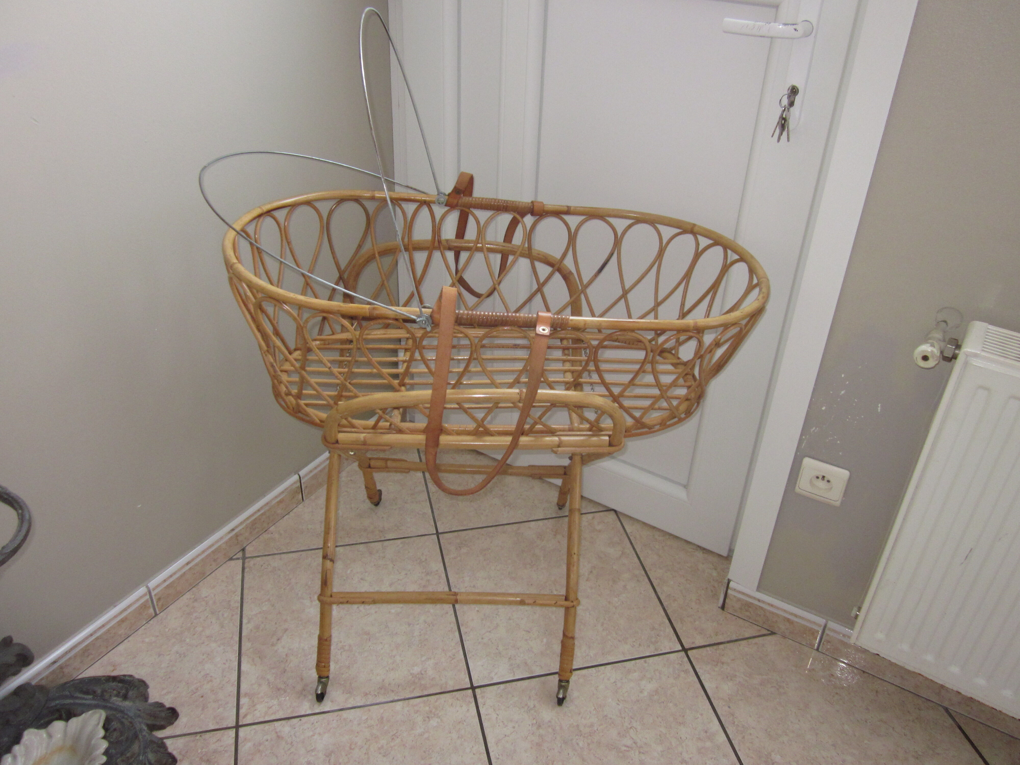 Basket rattan of the 60s