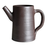 Petit pichet en grès marron vernis