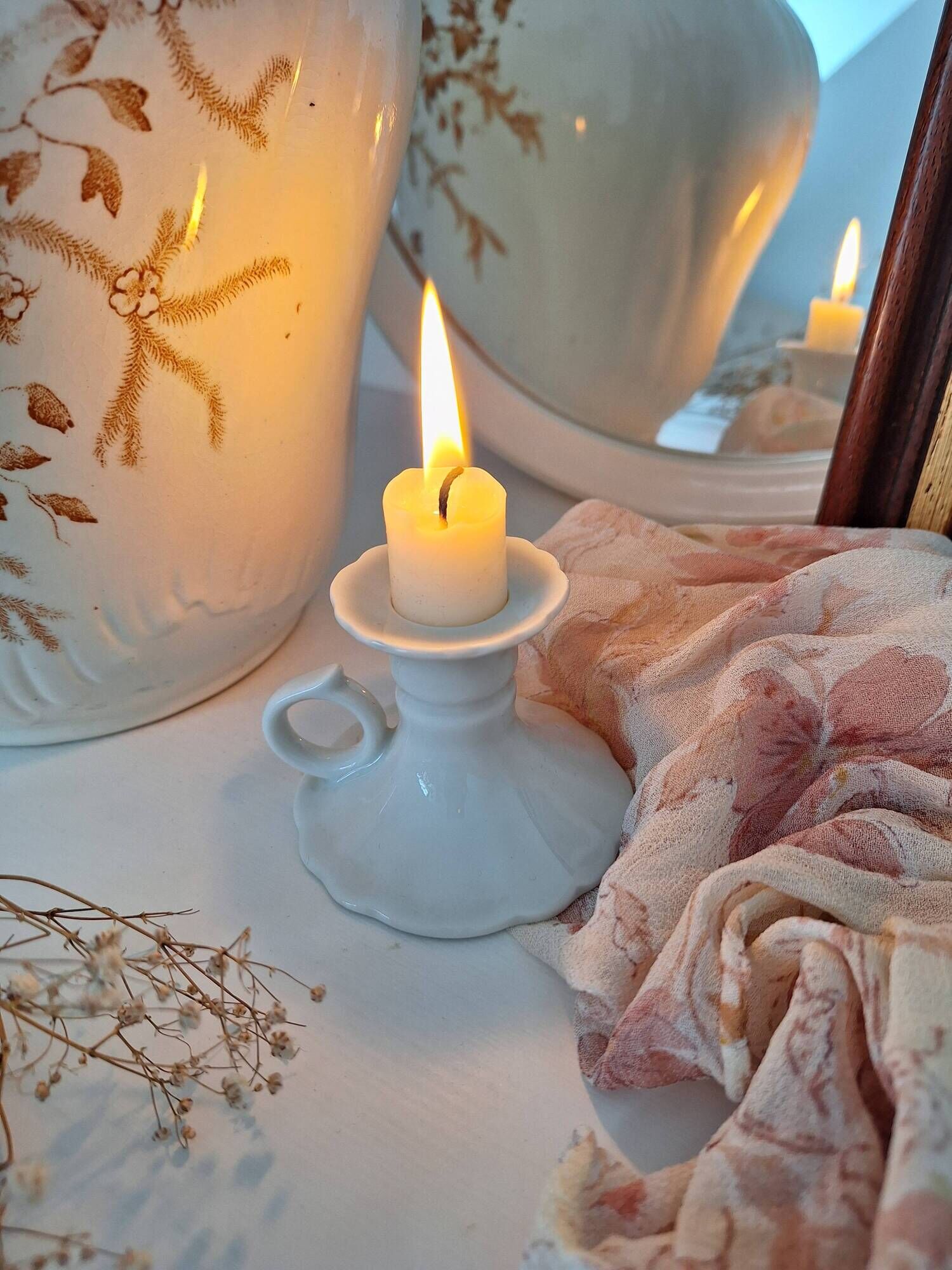 Bedroom candle holder in Tuileries Porcelain