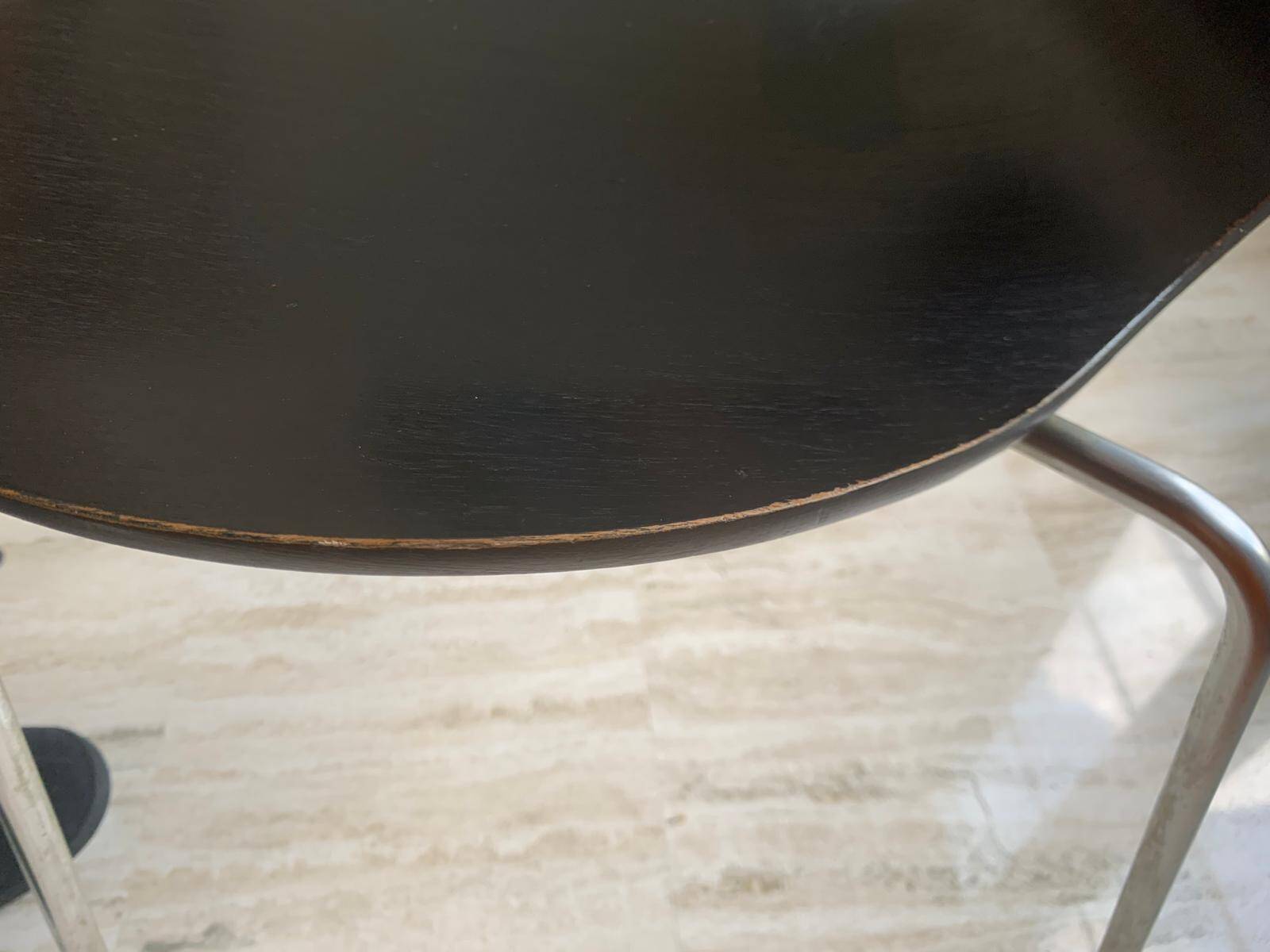 Series 7 chair by Fritz Hansen, model by Anne Jacobsen, produced in 1955/57