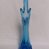 Vase en verre soufflé bleu turquoise