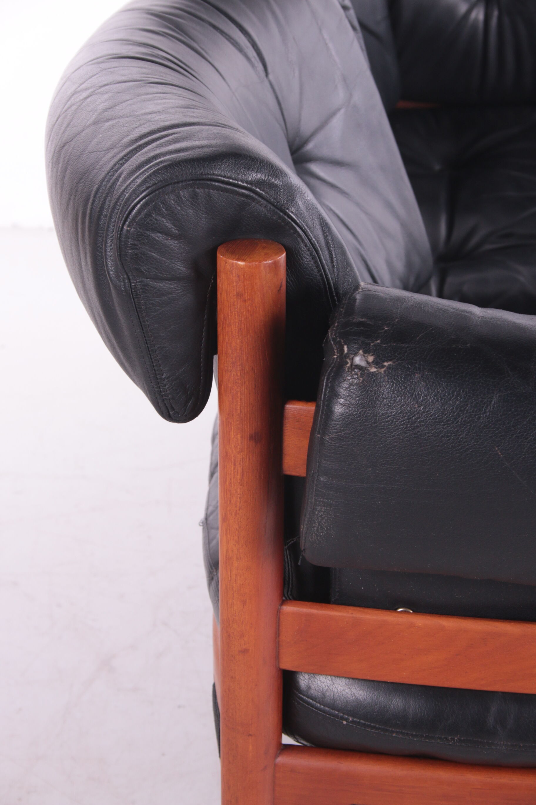Vintage black leather 2 seater sofa by Sven Ellekaer for Coja, 1960s