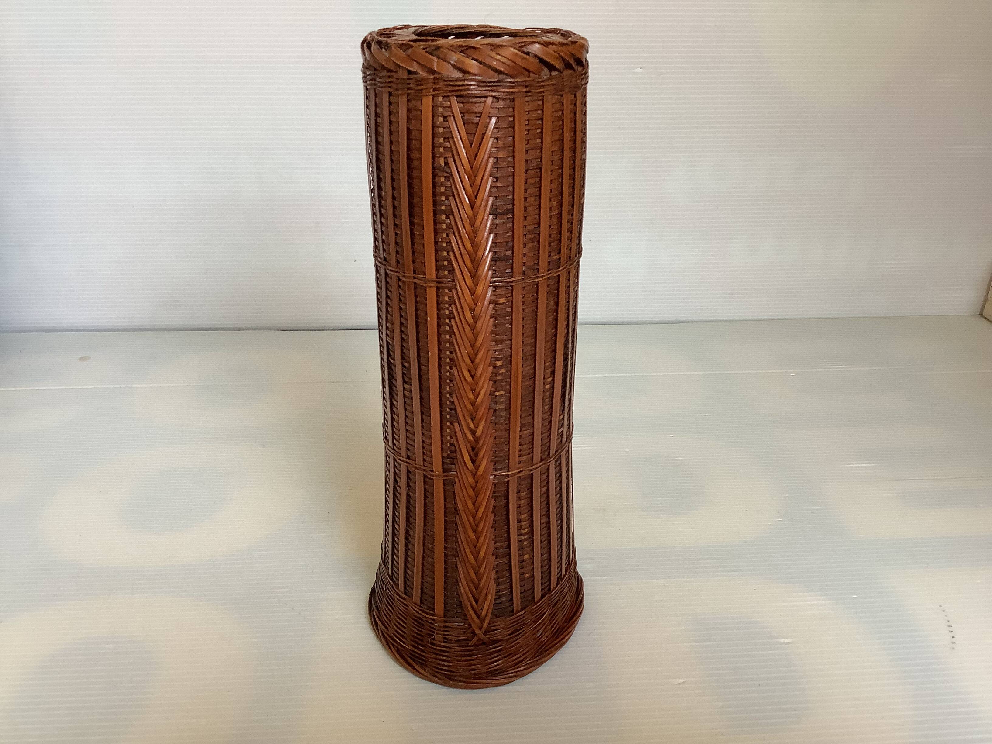 Bamboo woven vase brushpot