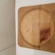 Plateau a fromage carre avec cloche bombee