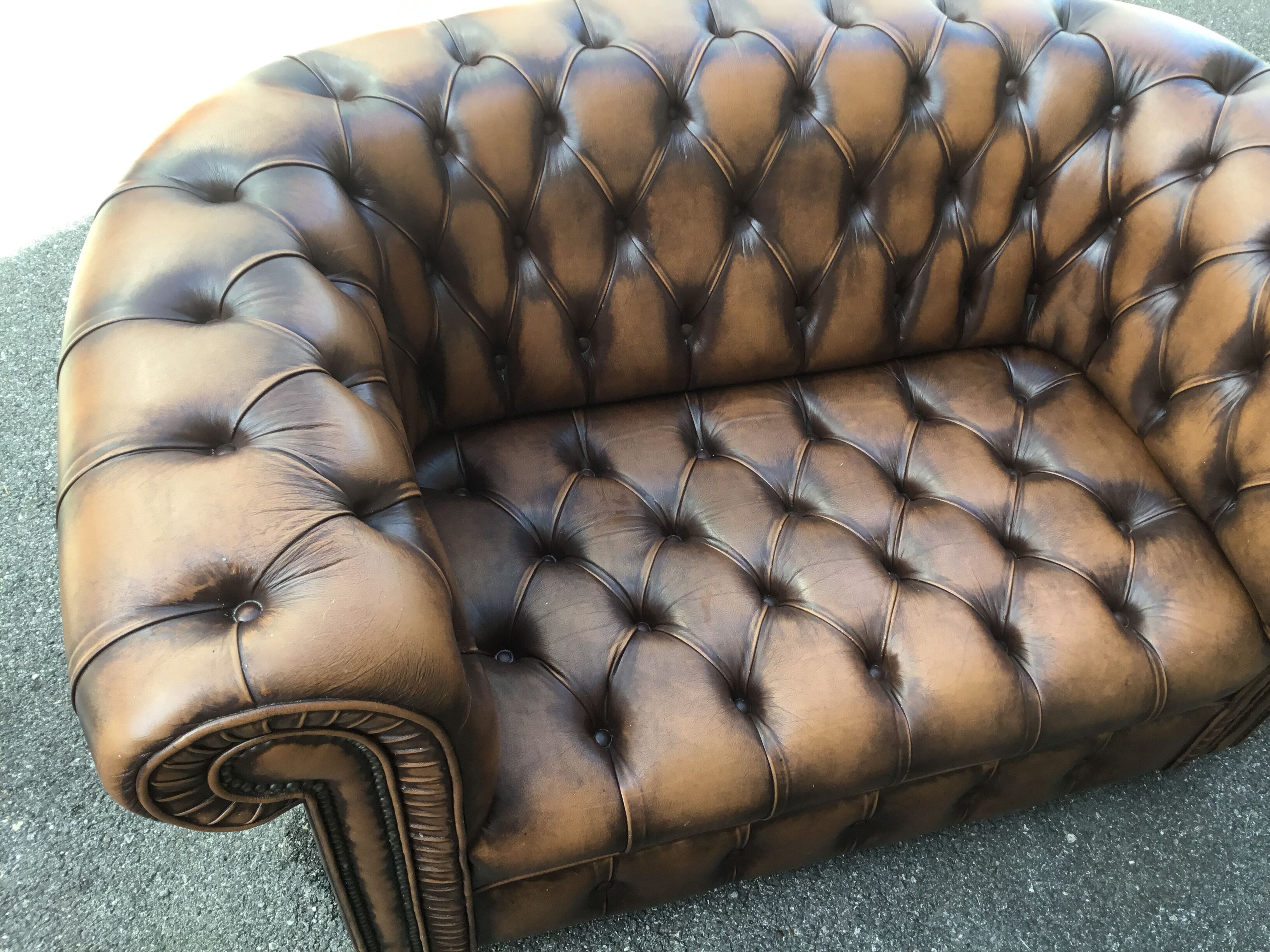 Sofa chesterfield 2 places