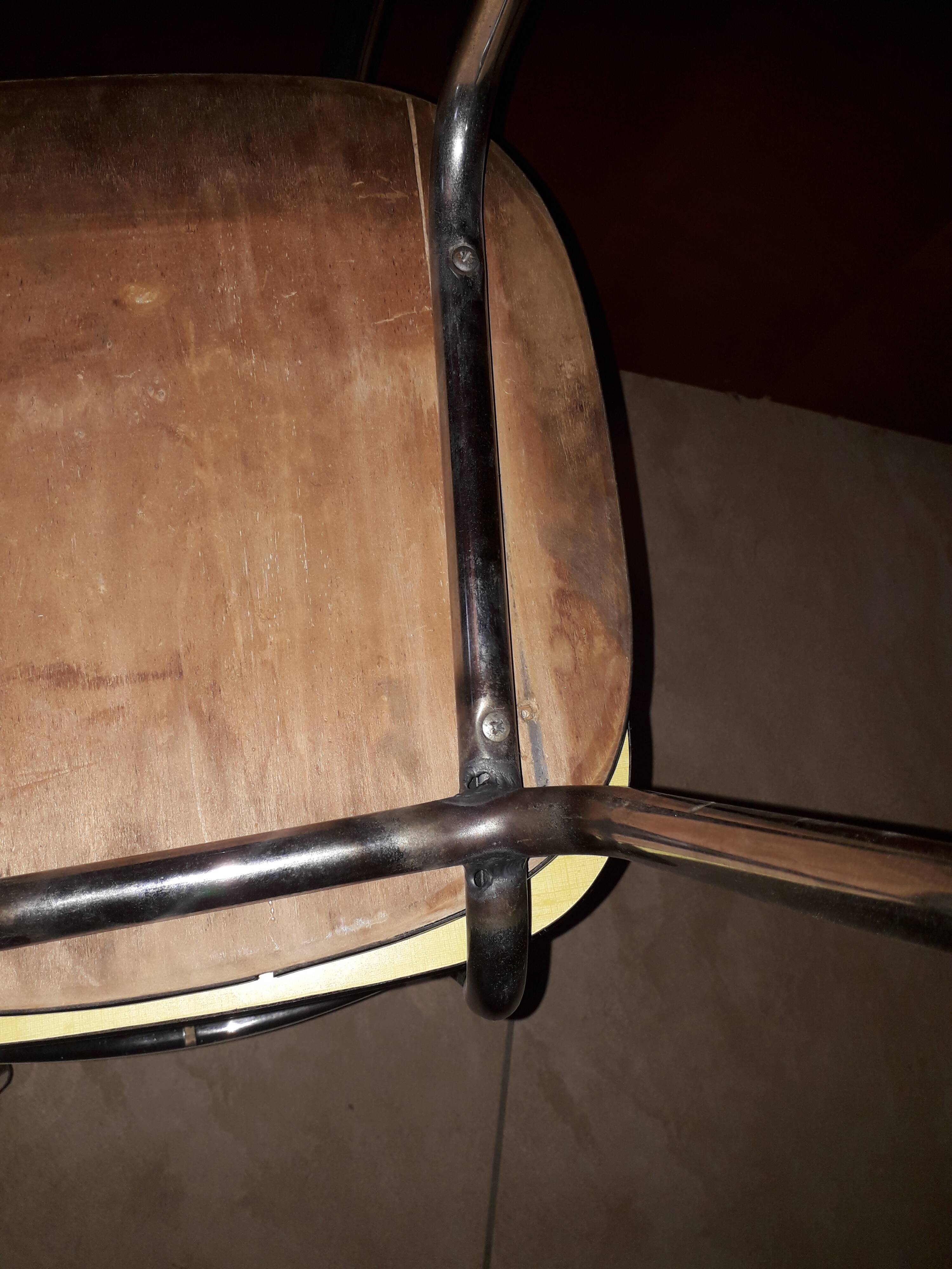 Paire de chaises en formica jaune  vintage