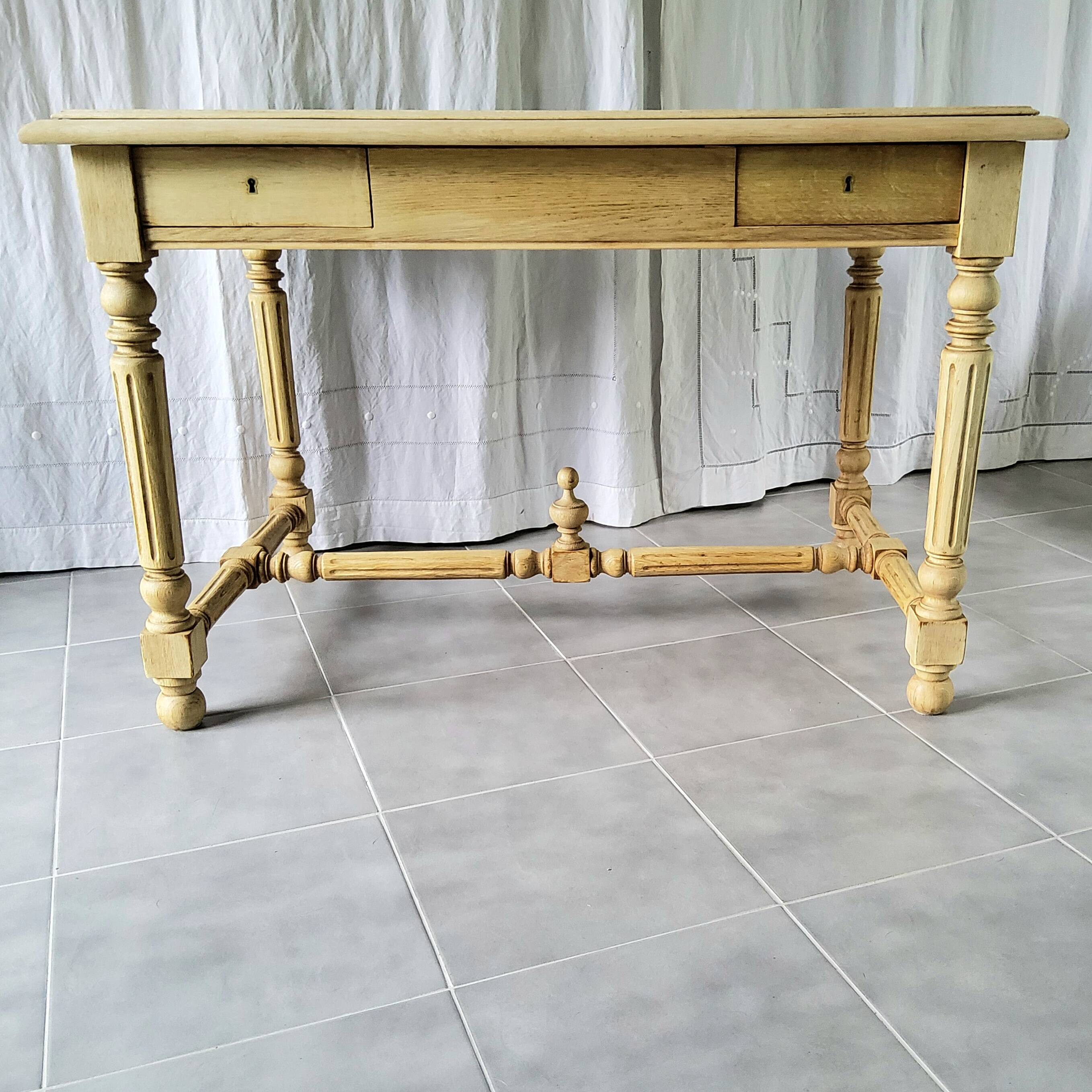 Louis XIII style desk