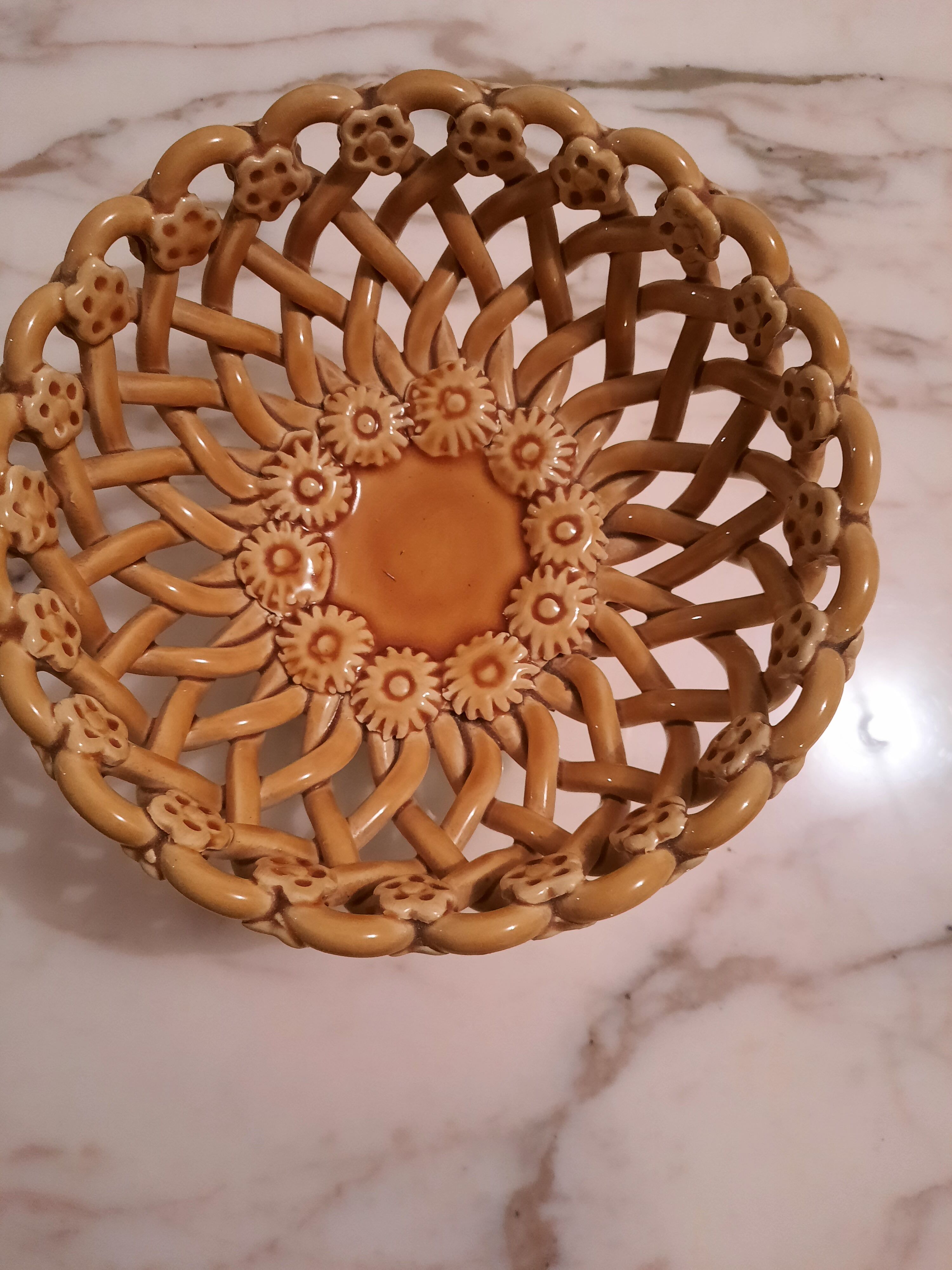 Ceramic cut by Christophe Pichon