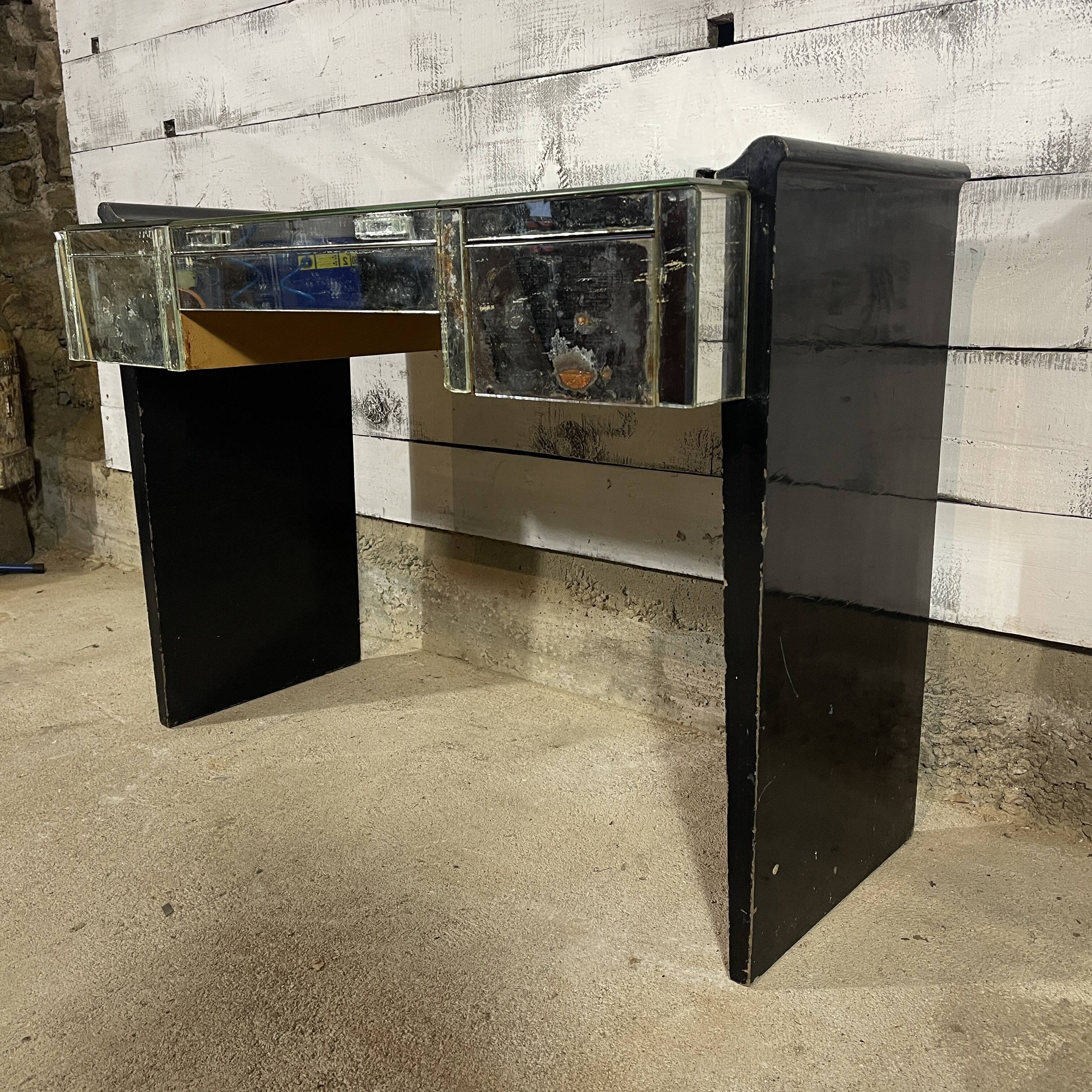 Vintage mirror dressing table