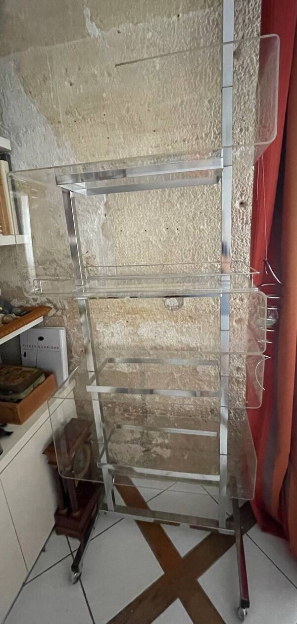 Étagère métal et plexiglass