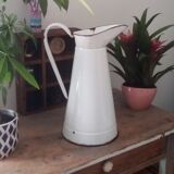 Enamelled water broc 40s