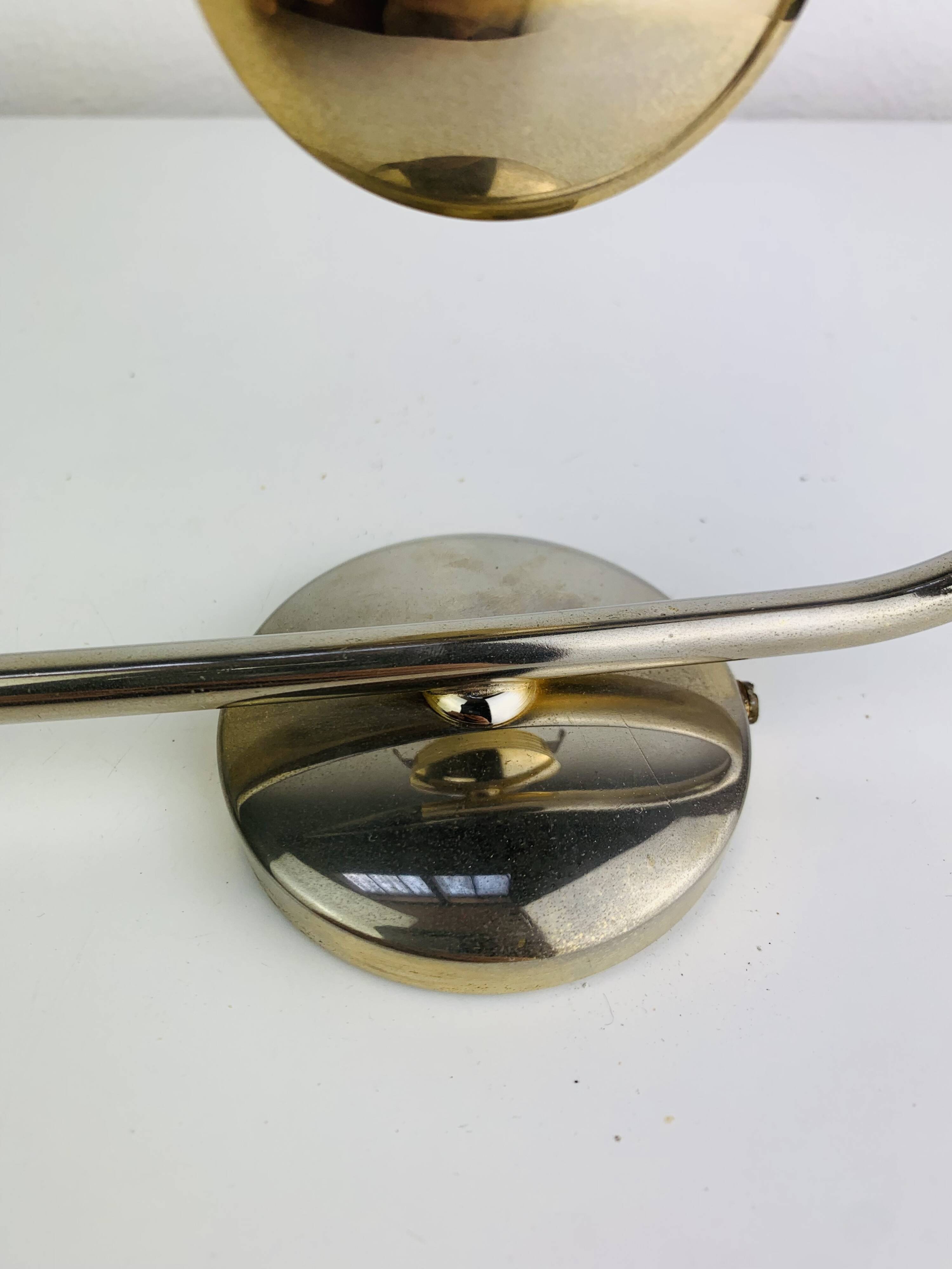 Pair of 1950s wall lights in brass and opaline tulips, Lunel Arlus
