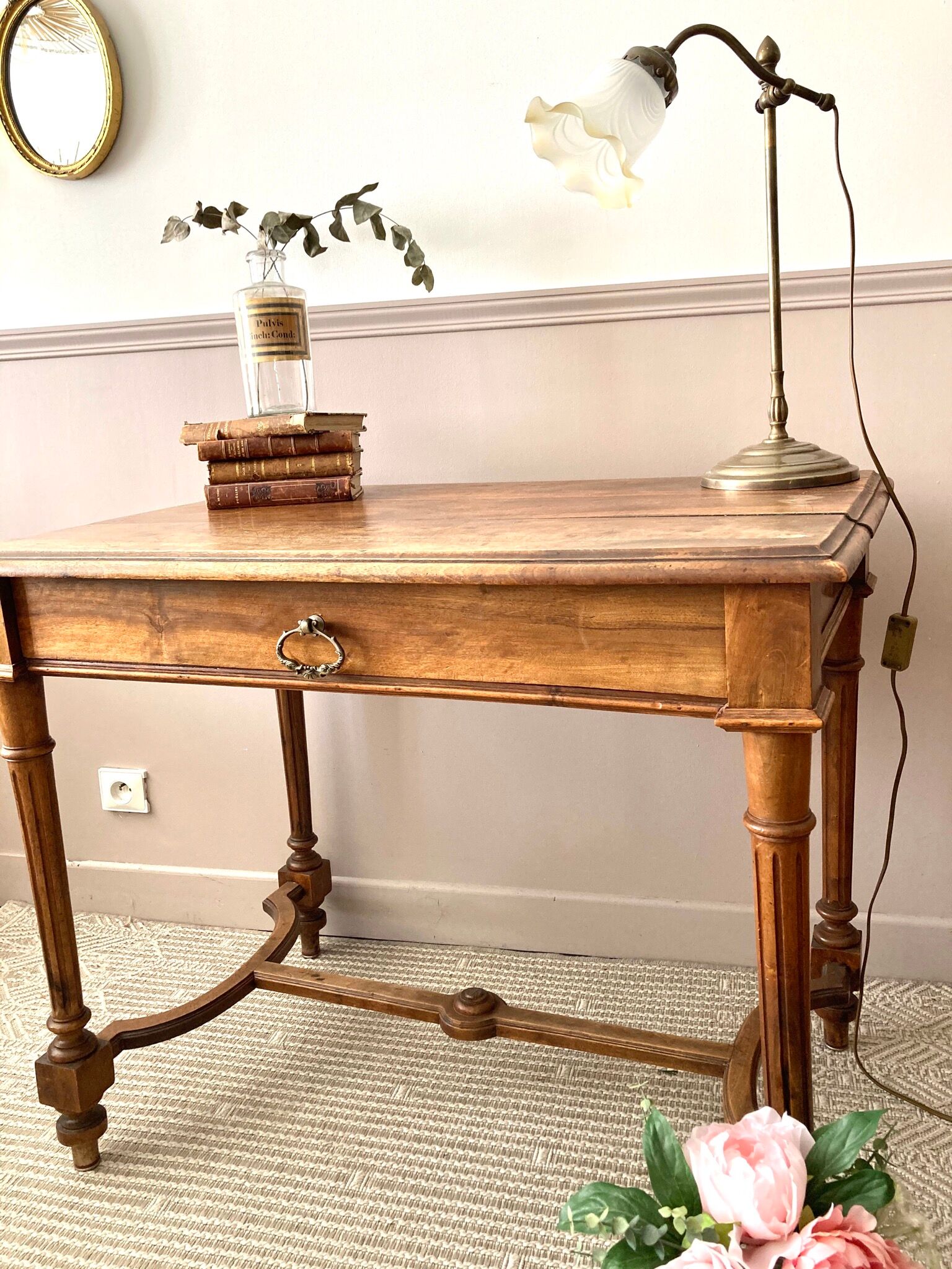 Bureau vintage style Louis XVI