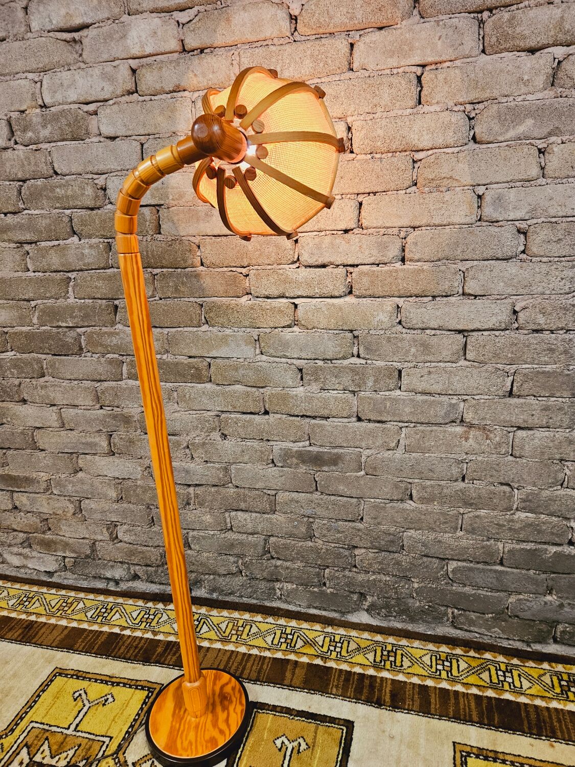 80s floor lamp