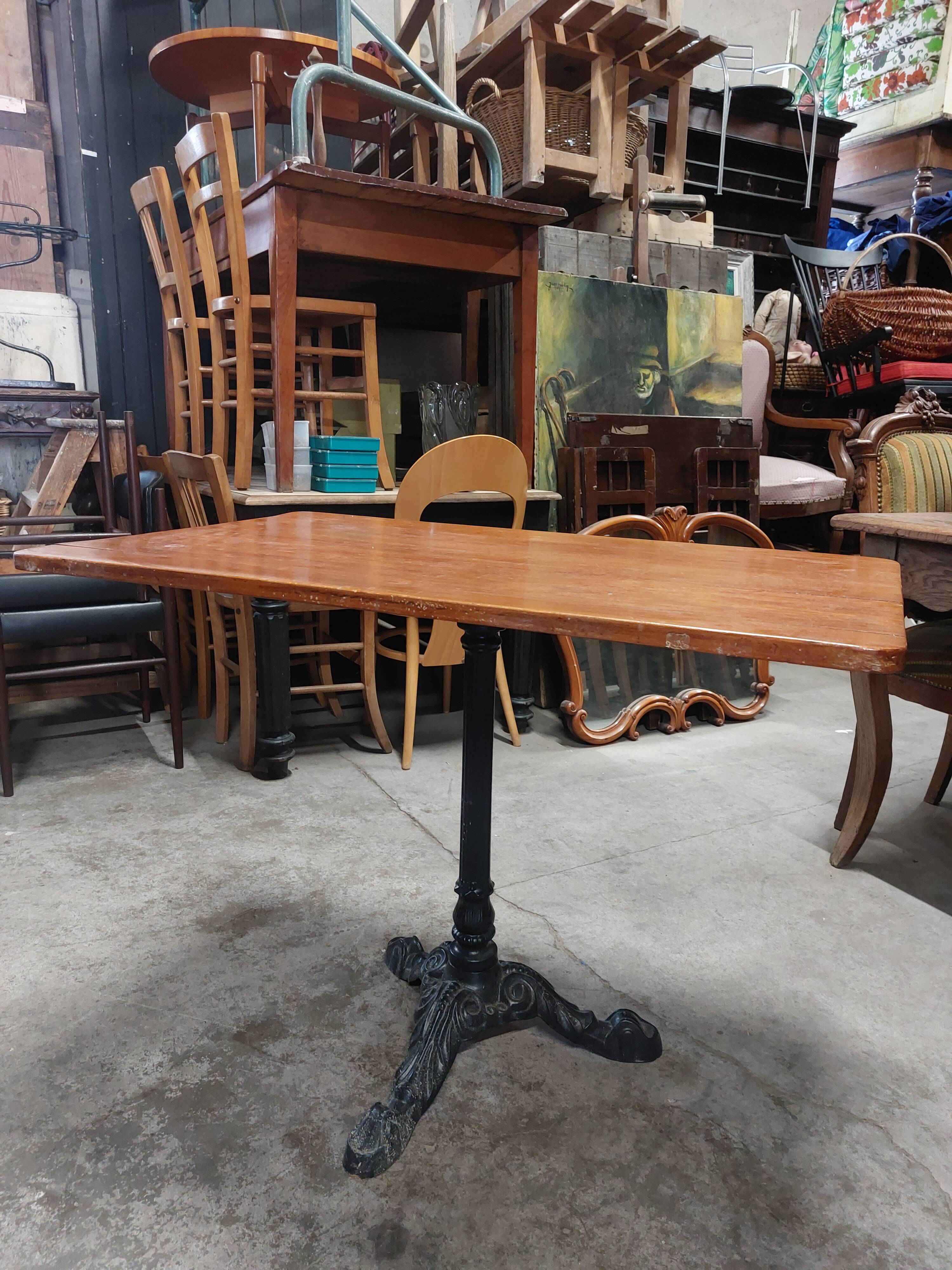 Cast iron bistro table 1m