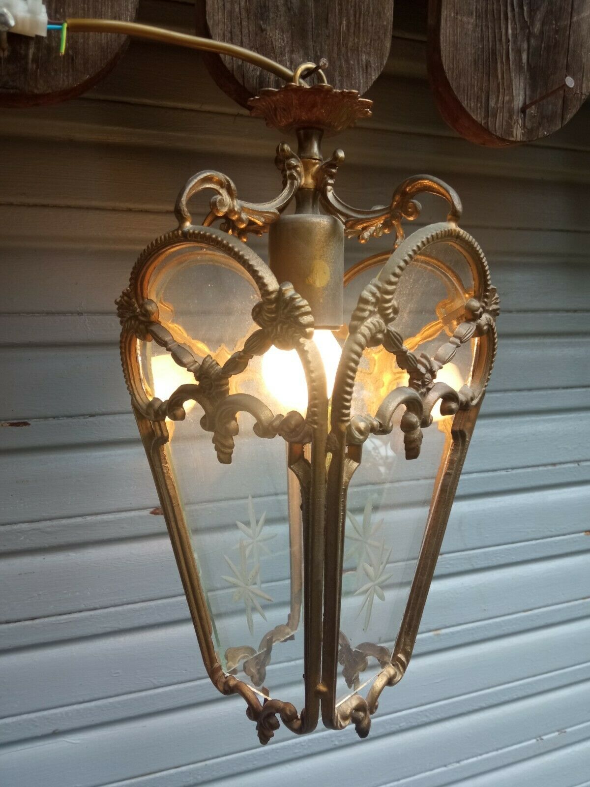 Bronze lantern of Louis XVI style working order - engraved glasses