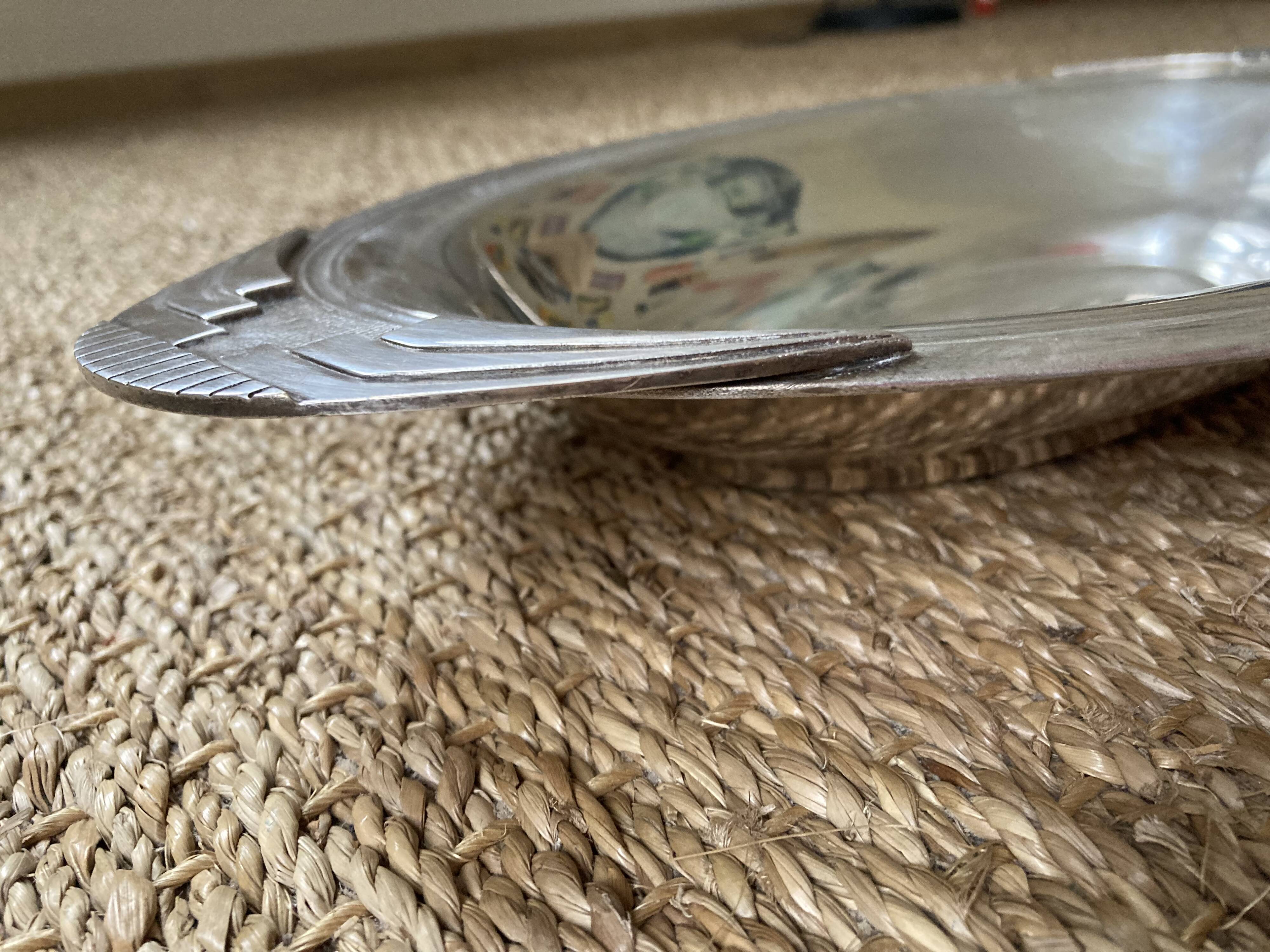 Art deco flat in silver metal 1930, antique silverware