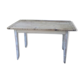 Farm table