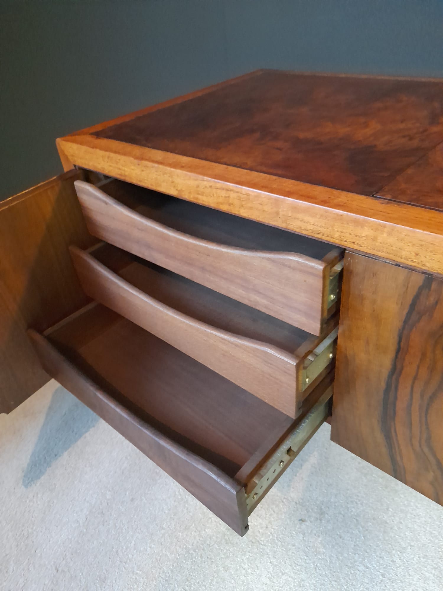 Walnut bramble sideboard Biltrite Canada 1970