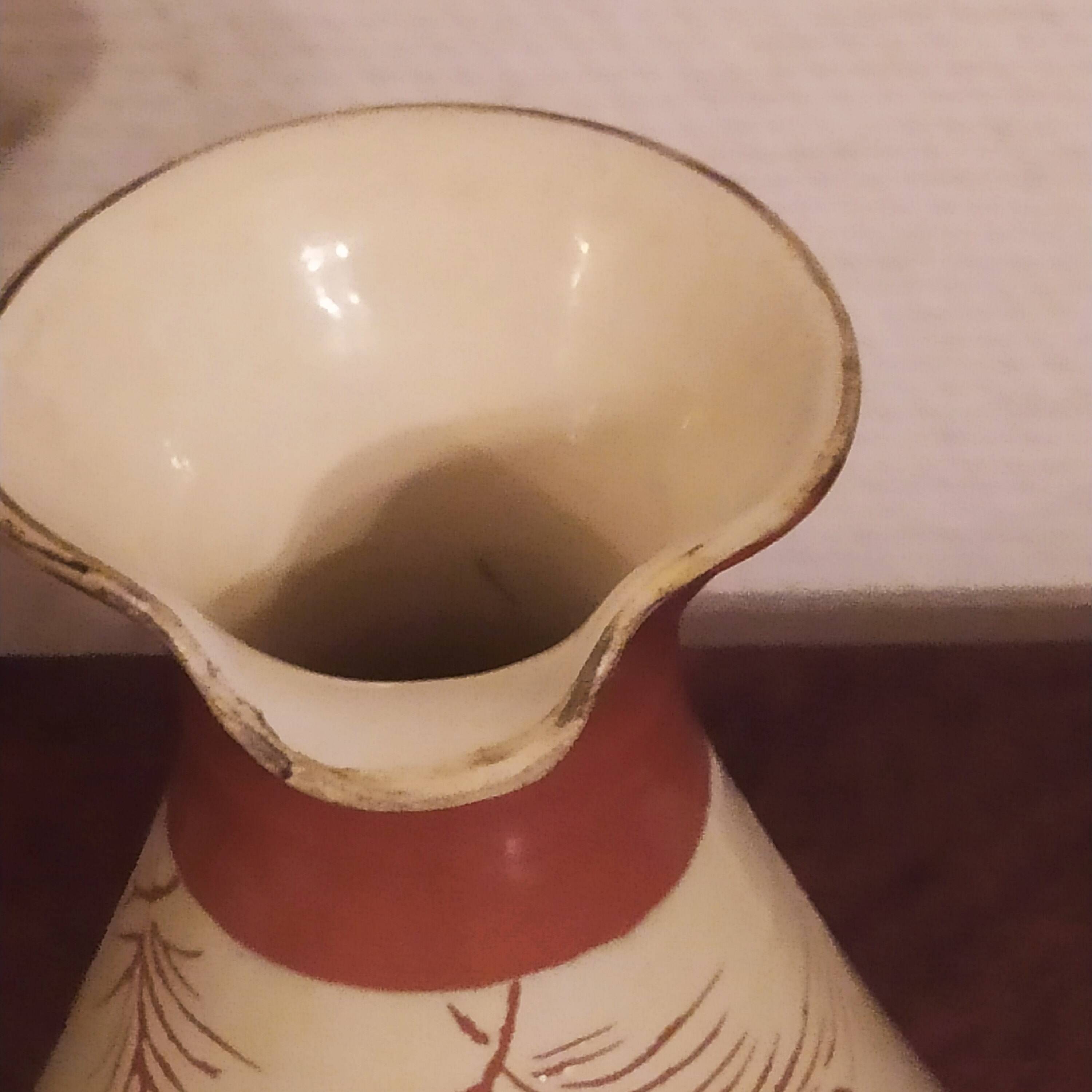 vasr pitcher Terre à Terre Vallauris