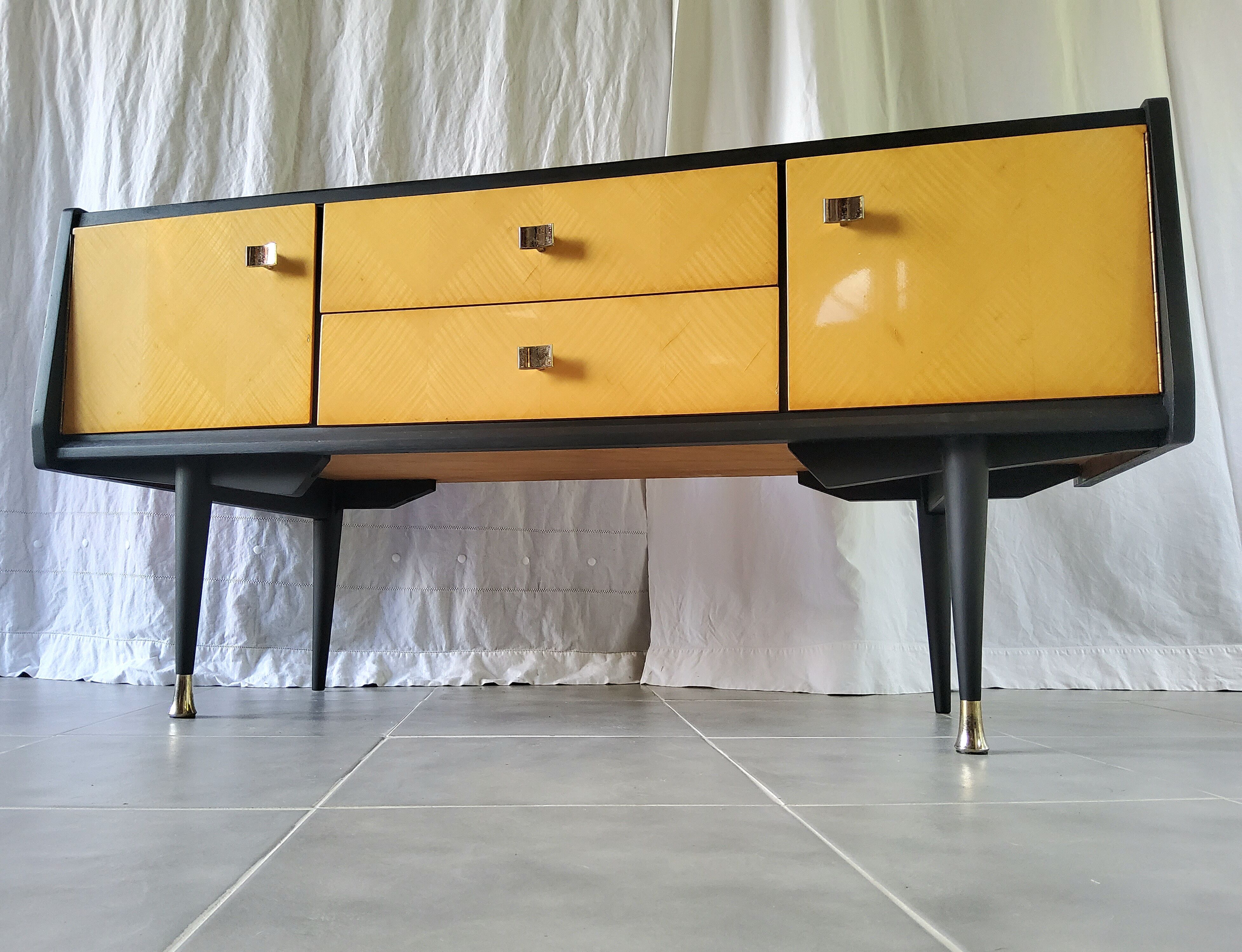 Sideboard