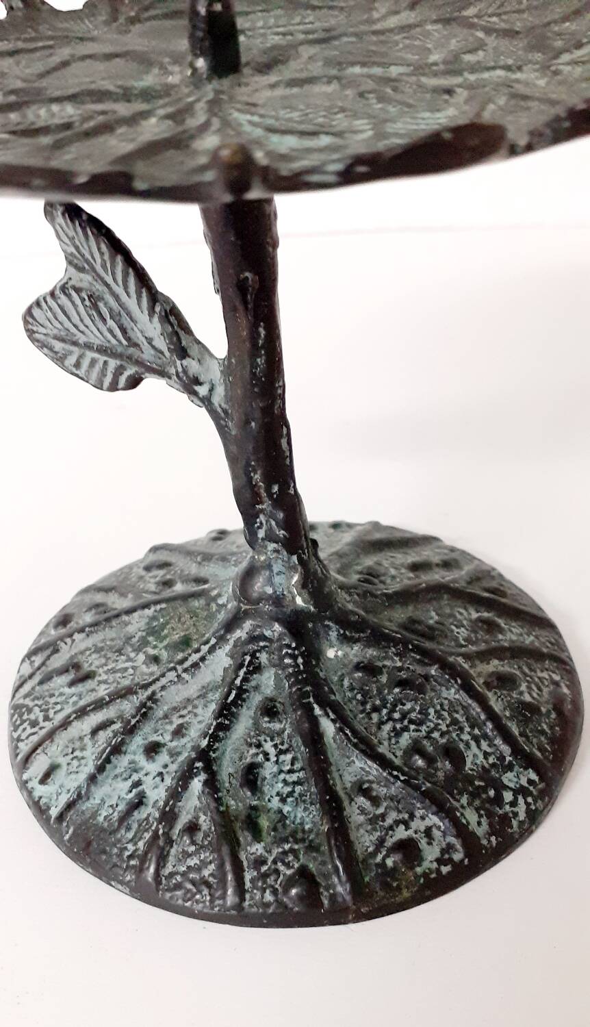Pretty vintage bronze candle holder