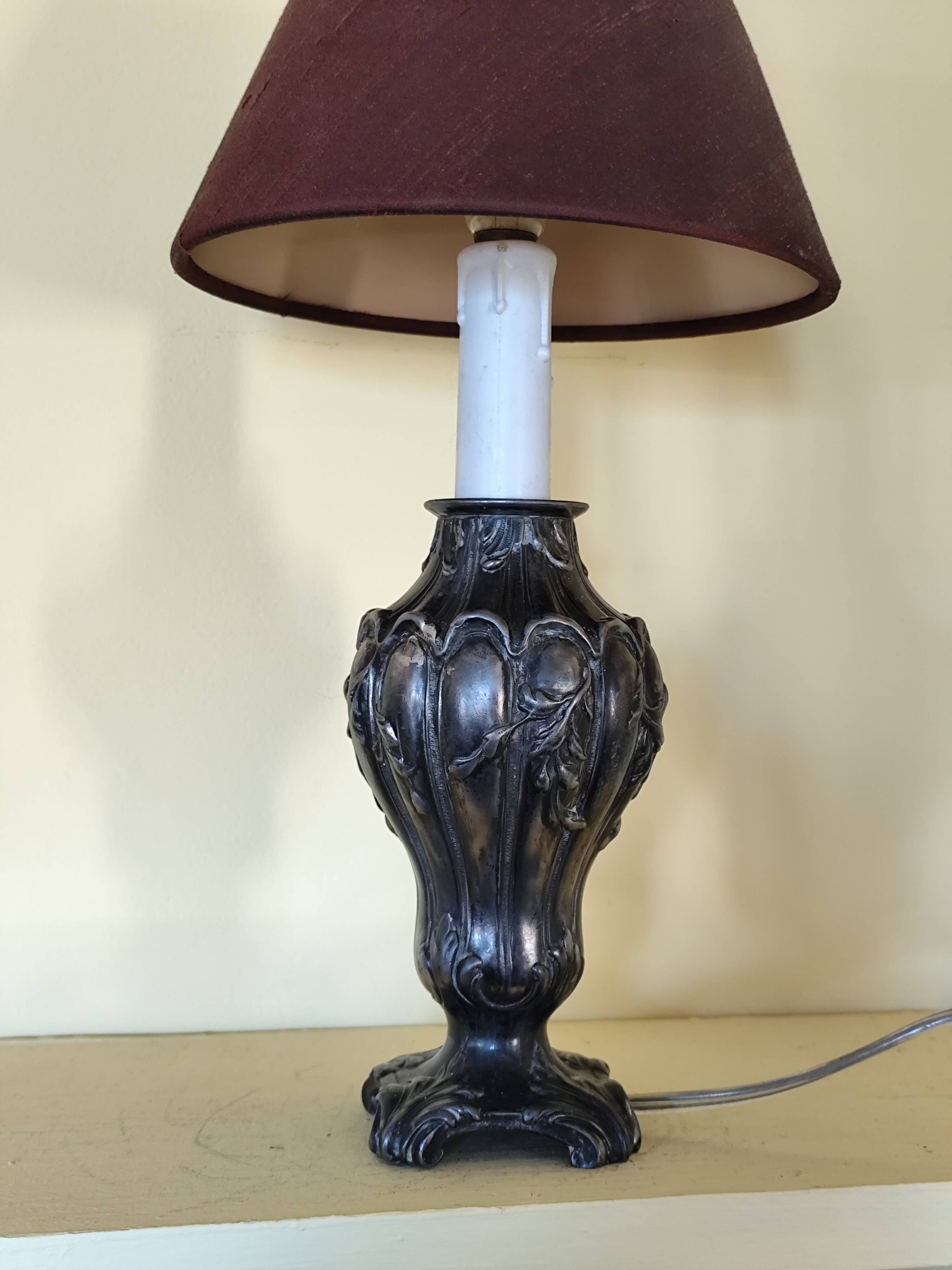 Pied de lampe art nouveau en étain - fausse bougie