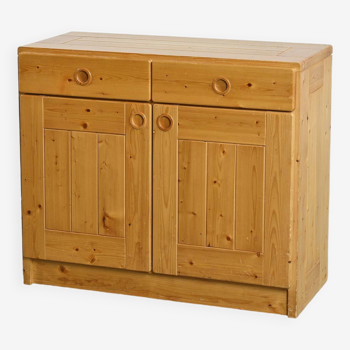 Pine sideboard, Les Arcs 1800, France