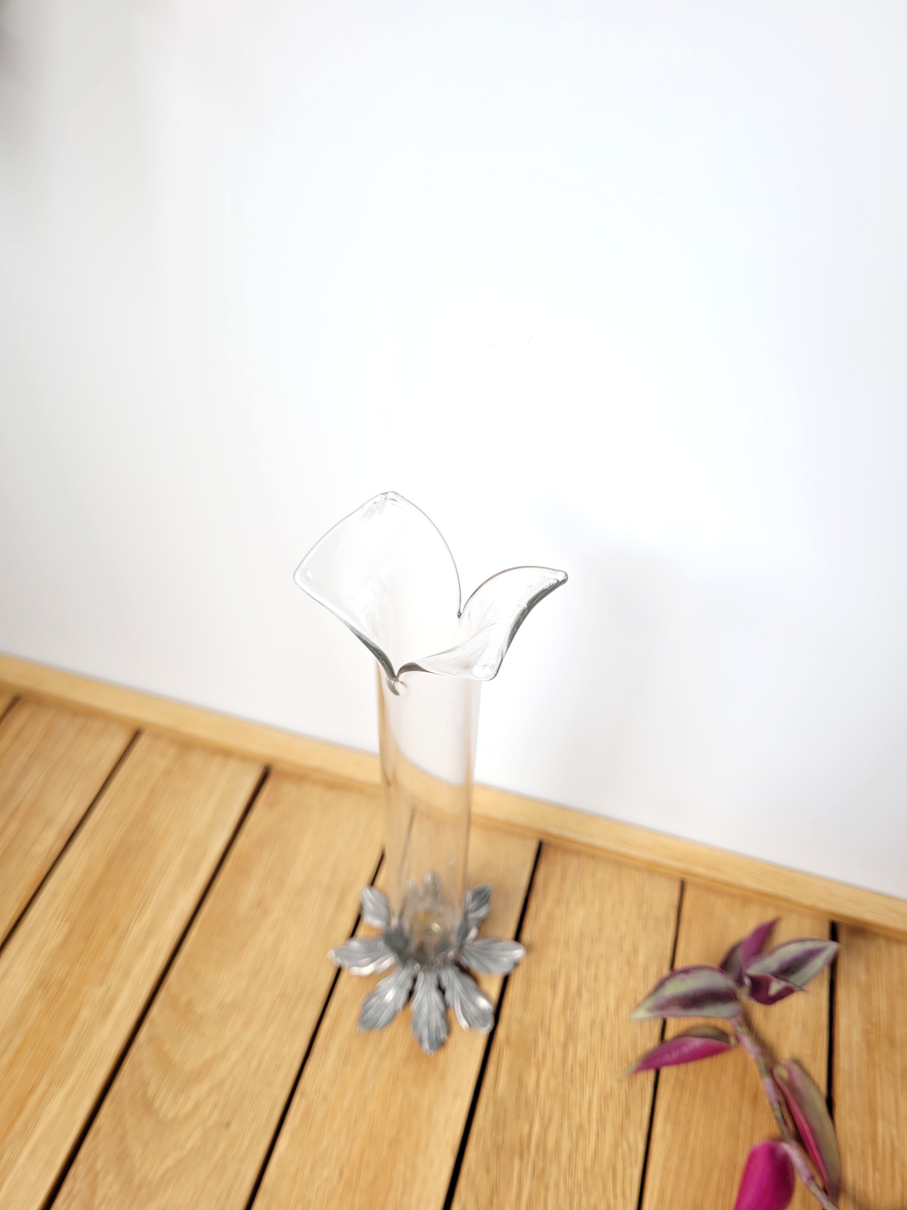 Soliflore old glass & tin